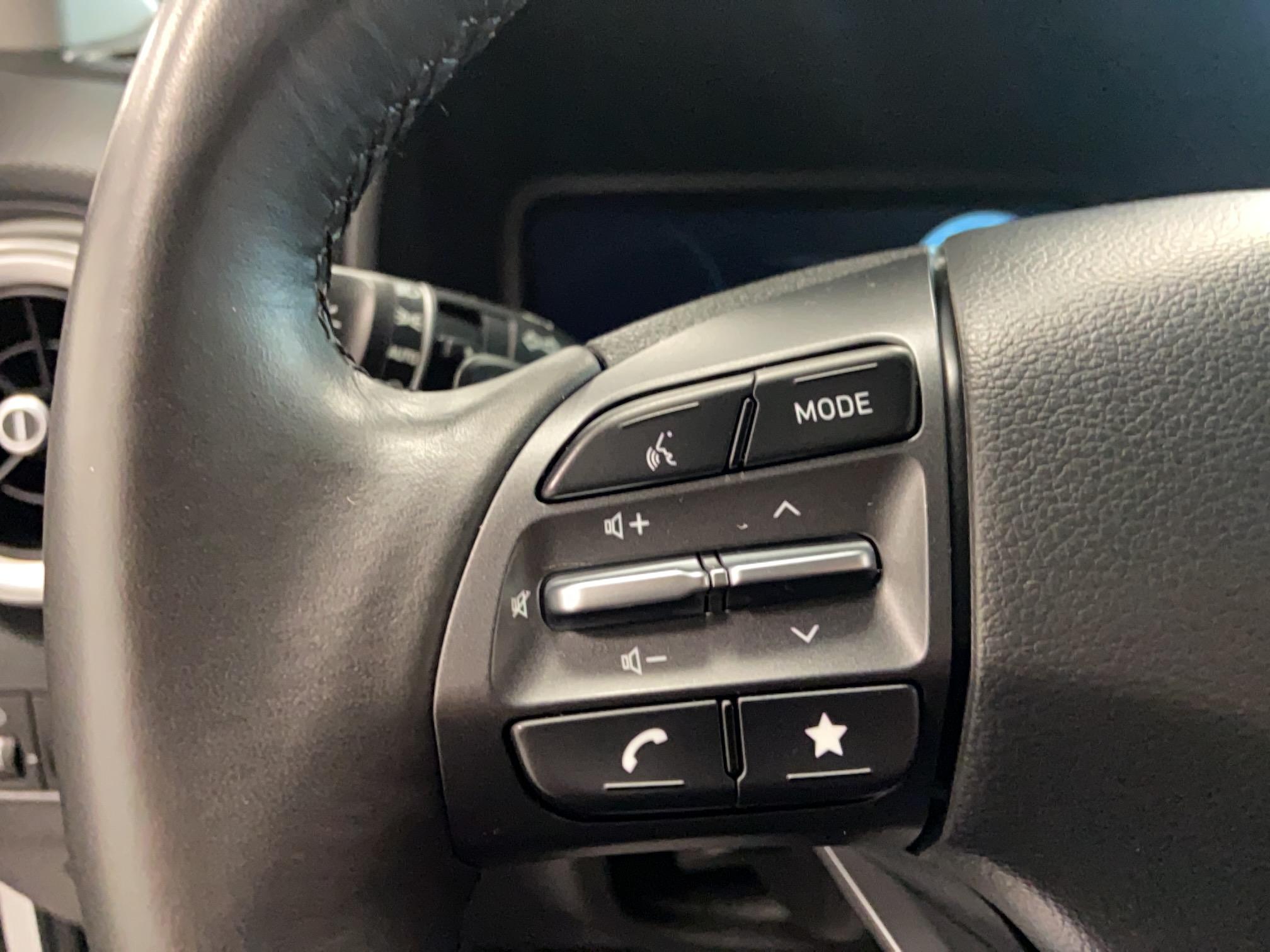 HYUNDAI Kona Electrique 39 kWh - 136 ch Intuitive - Véhicule Occasion Océane Auto