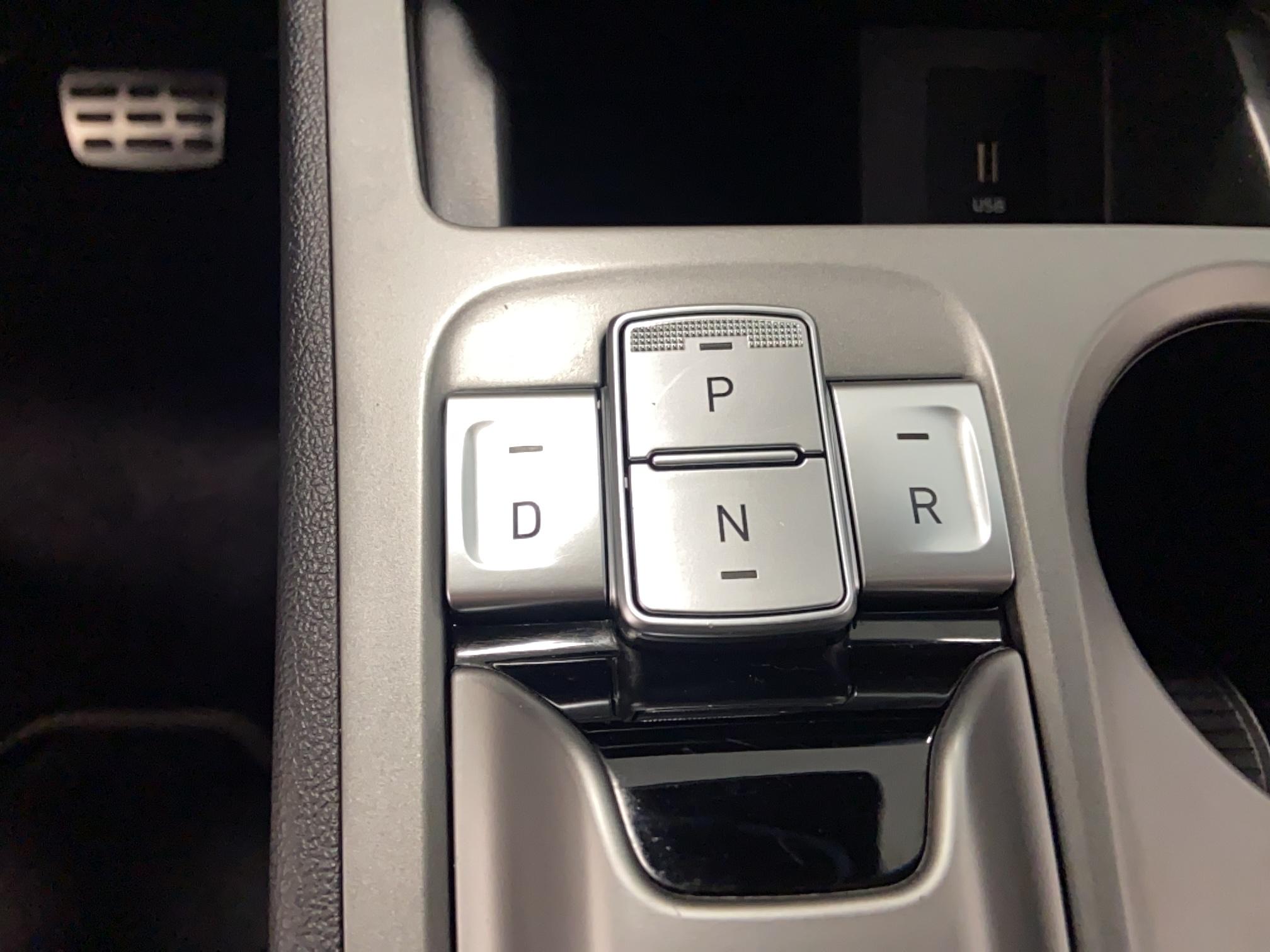 HYUNDAI Kona Electrique 39 kWh - 136 ch Intuitive - Véhicule Occasion Océane Auto