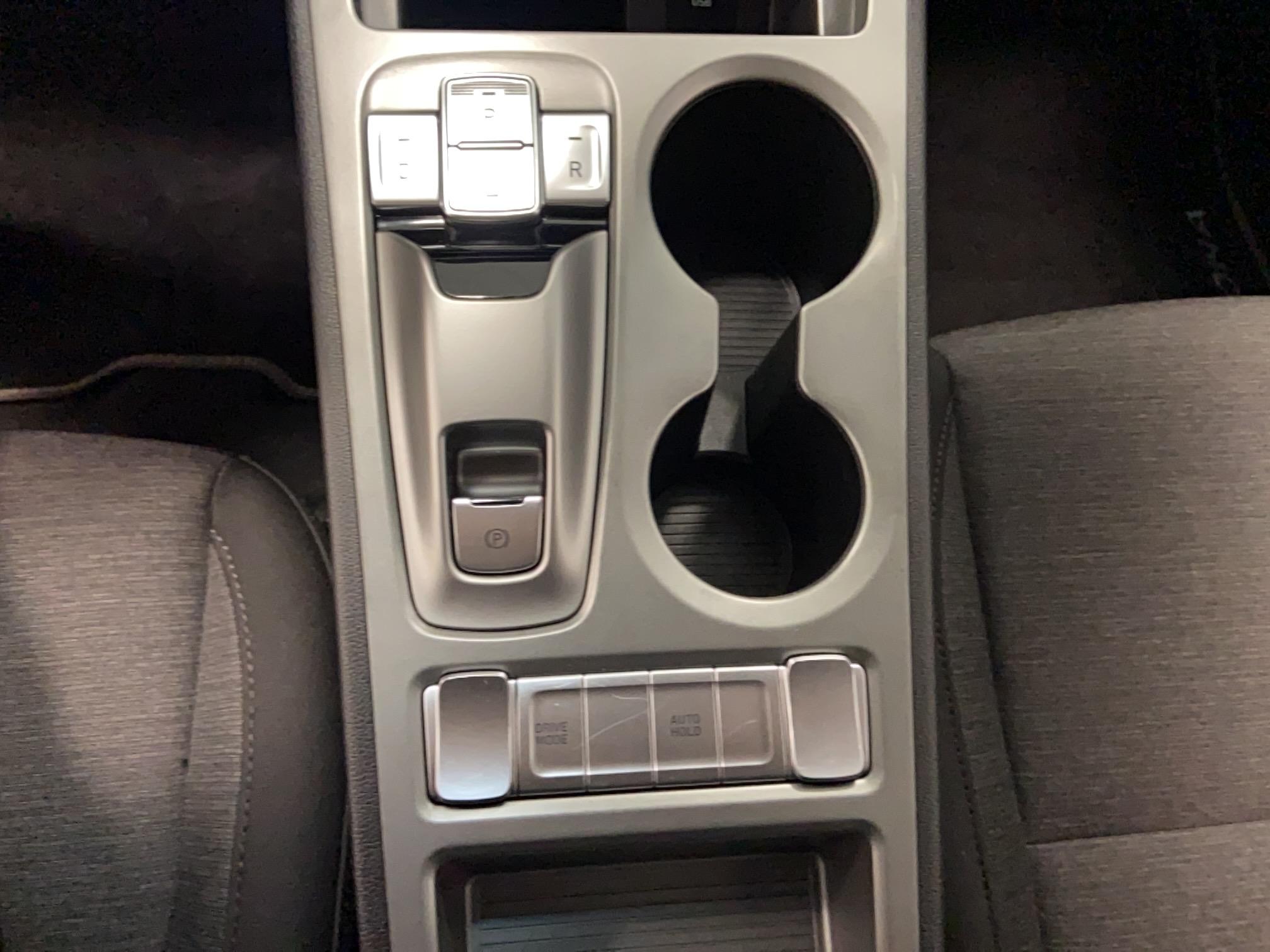 HYUNDAI Kona Electrique 39 kWh - 136 ch Intuitive - Véhicule Occasion Océane Auto