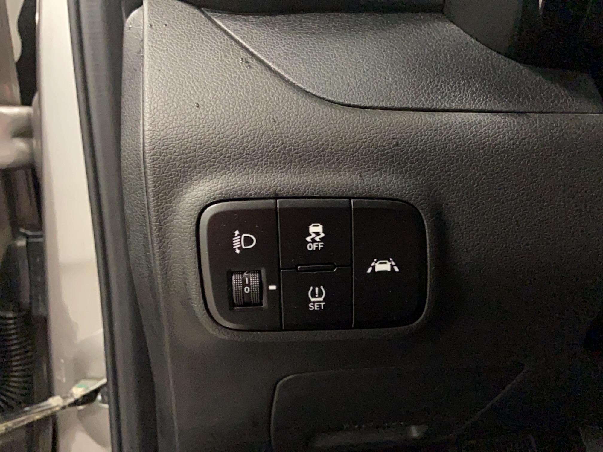 HYUNDAI i10 1.0 67 BVR Creative - Véhicule Occasion Océane Auto