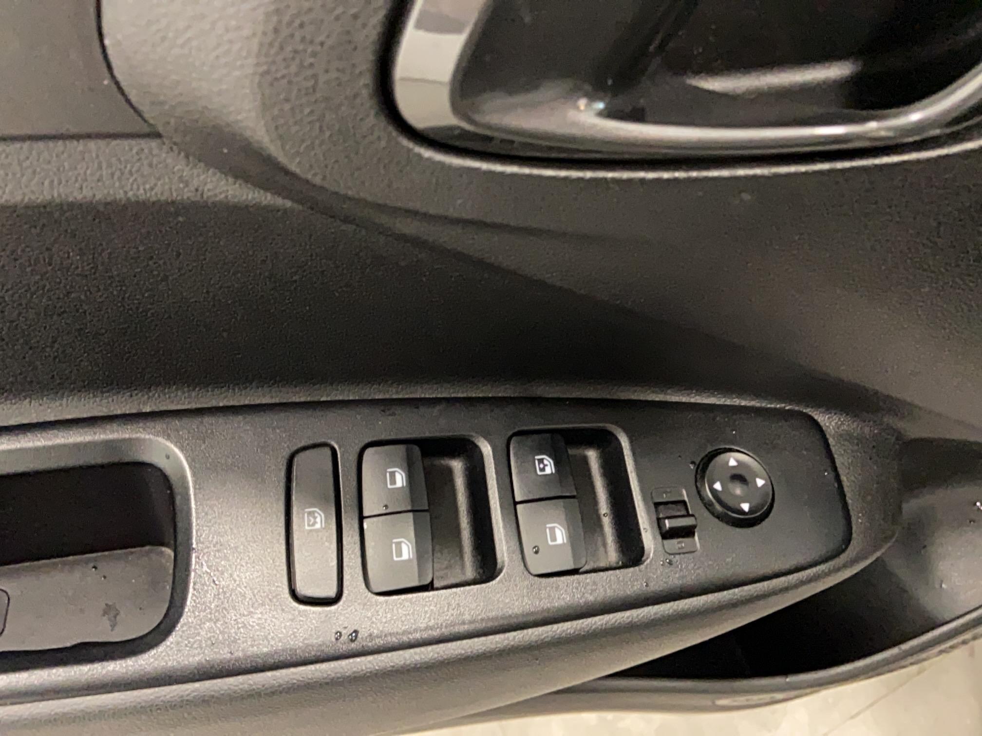 HYUNDAI i10 1.0 67 BVR Creative - Véhicule Occasion Océane Auto