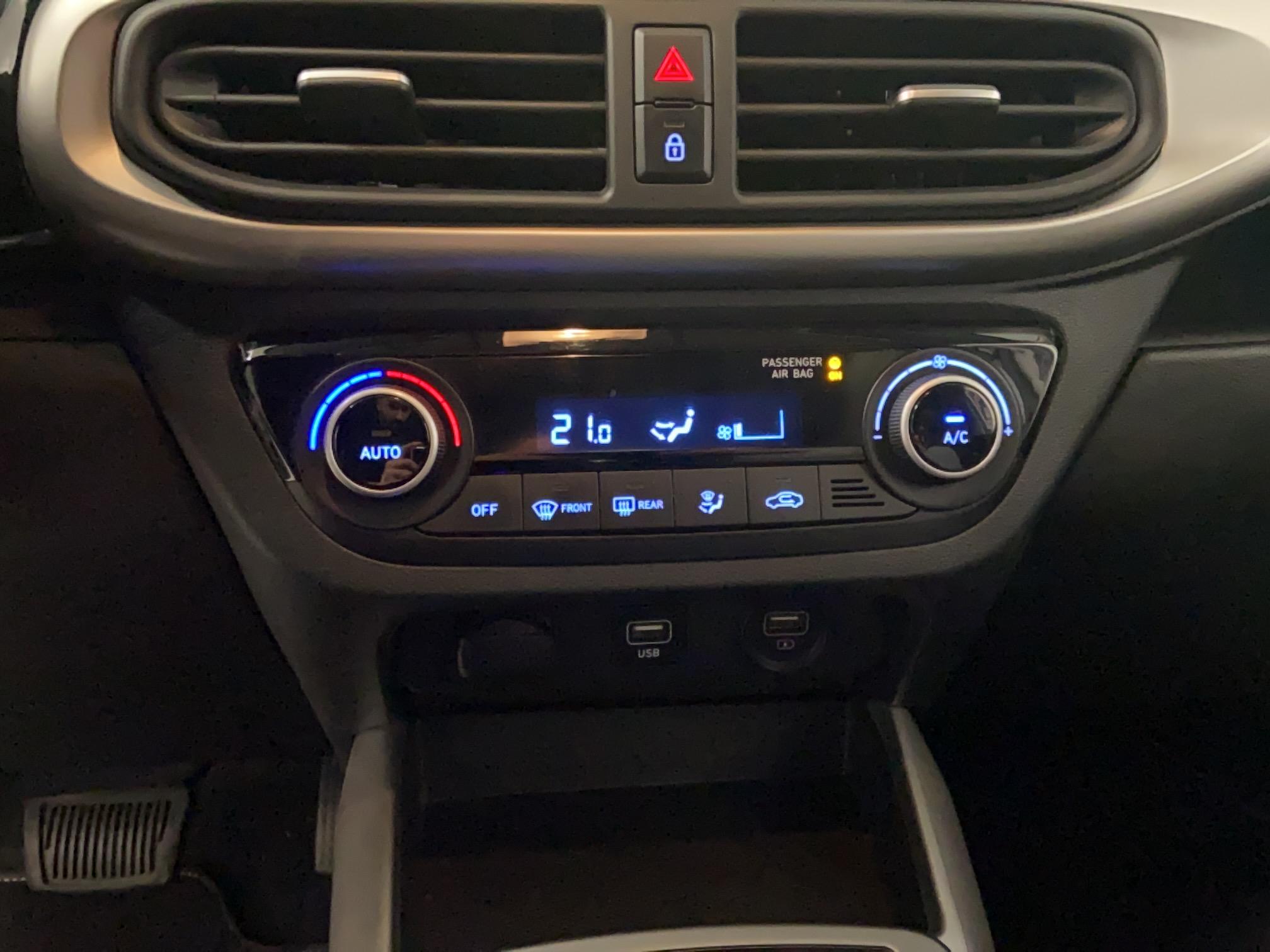 HYUNDAI i10 1.0 67 BVR Creative - Véhicule Occasion Océane Auto