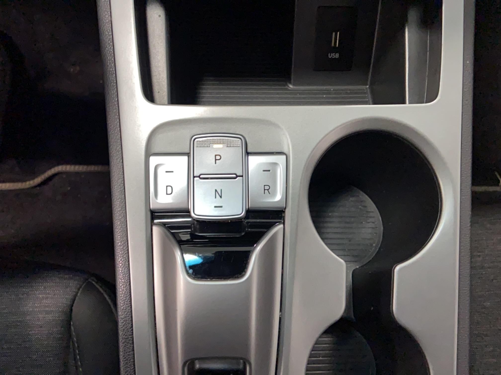 HYUNDAI Kona Electrique 39 kWh - 136 ch Intuitive - Véhicule Occasion Océane Auto