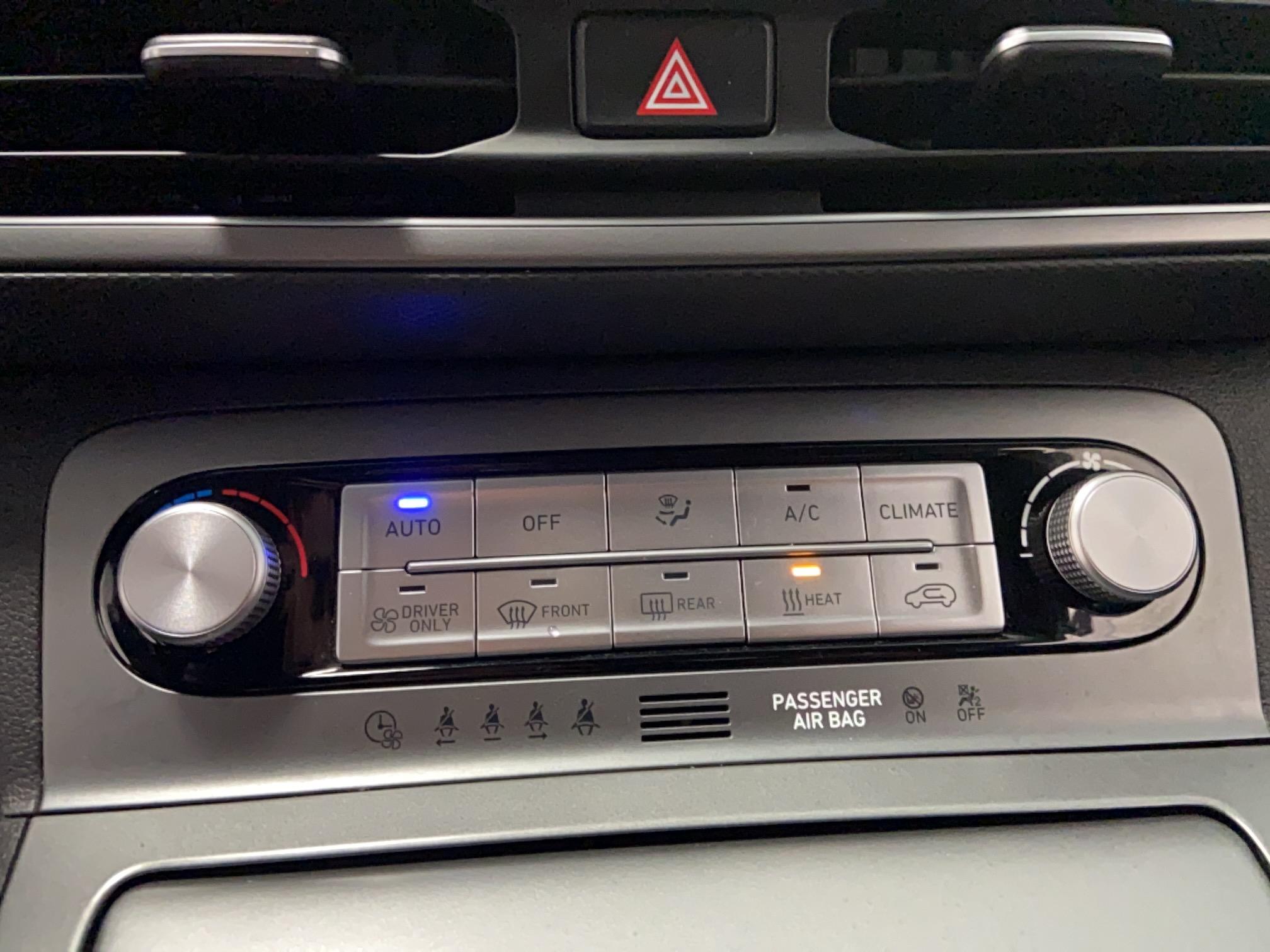 HYUNDAI Kona Electrique 39 kWh - 136 ch Intuitive - Véhicule Occasion Océane Auto