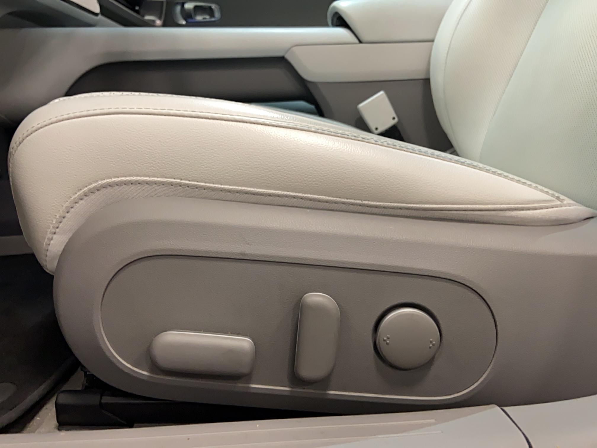 HYUNDAI Ioniq 6 77 kWh 229 ch Creative - Véhicule Occasion Océane Auto