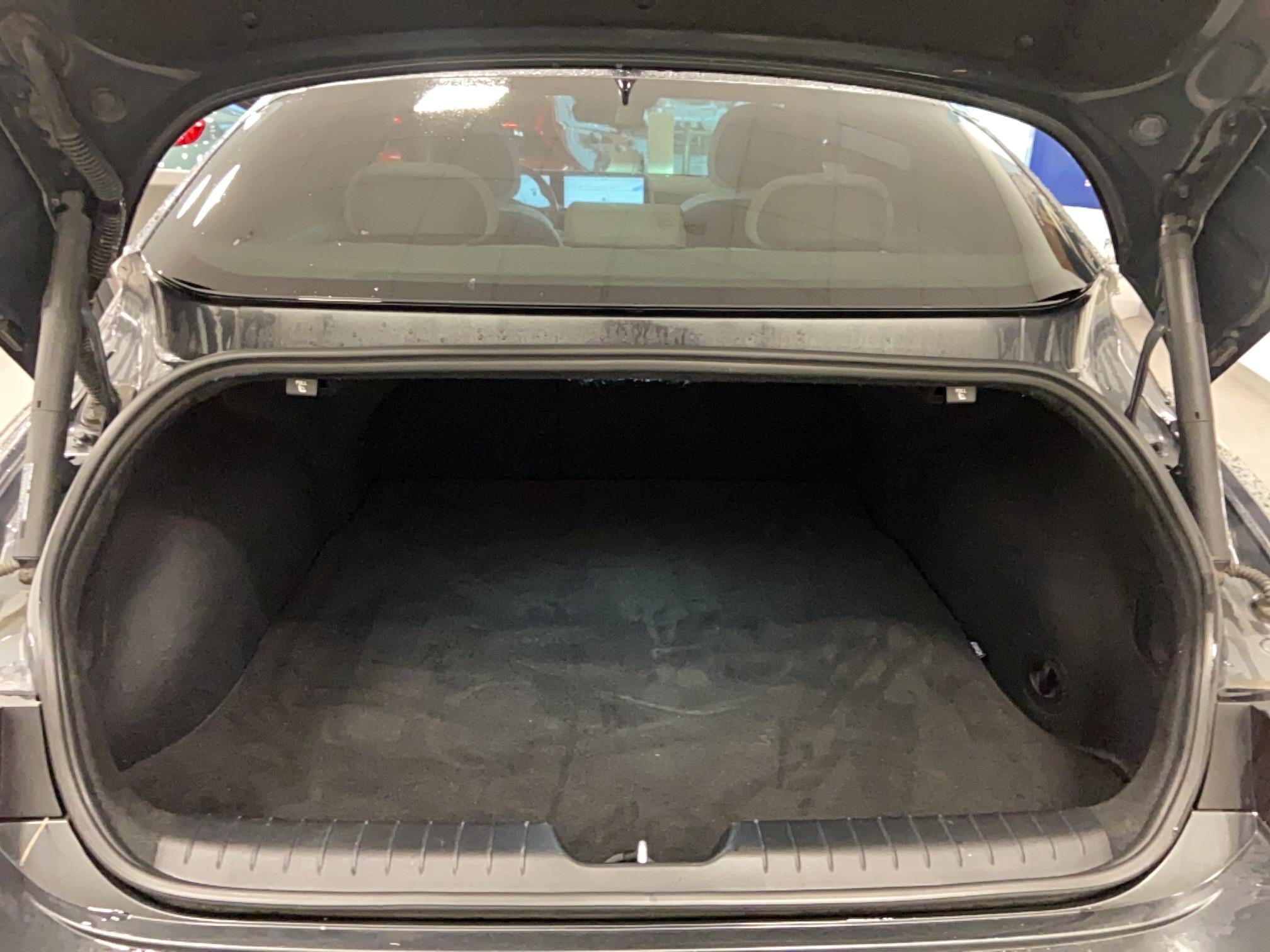 HYUNDAI Ioniq 6 77 kWh 229 ch Creative - Véhicule Occasion Océane Auto