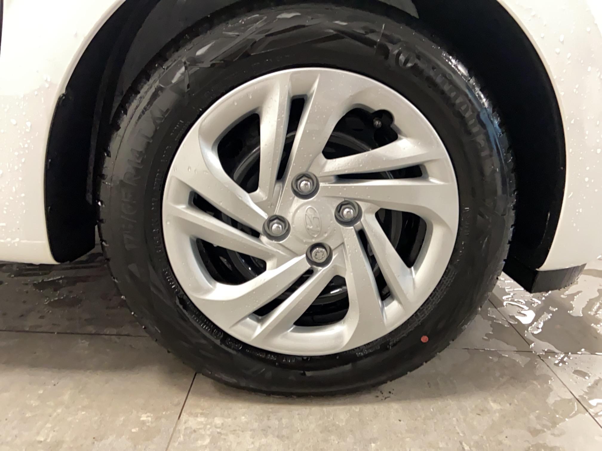 HYUNDAI i10 1.0 63 BVR Creative - Véhicule Occasion Océane Auto