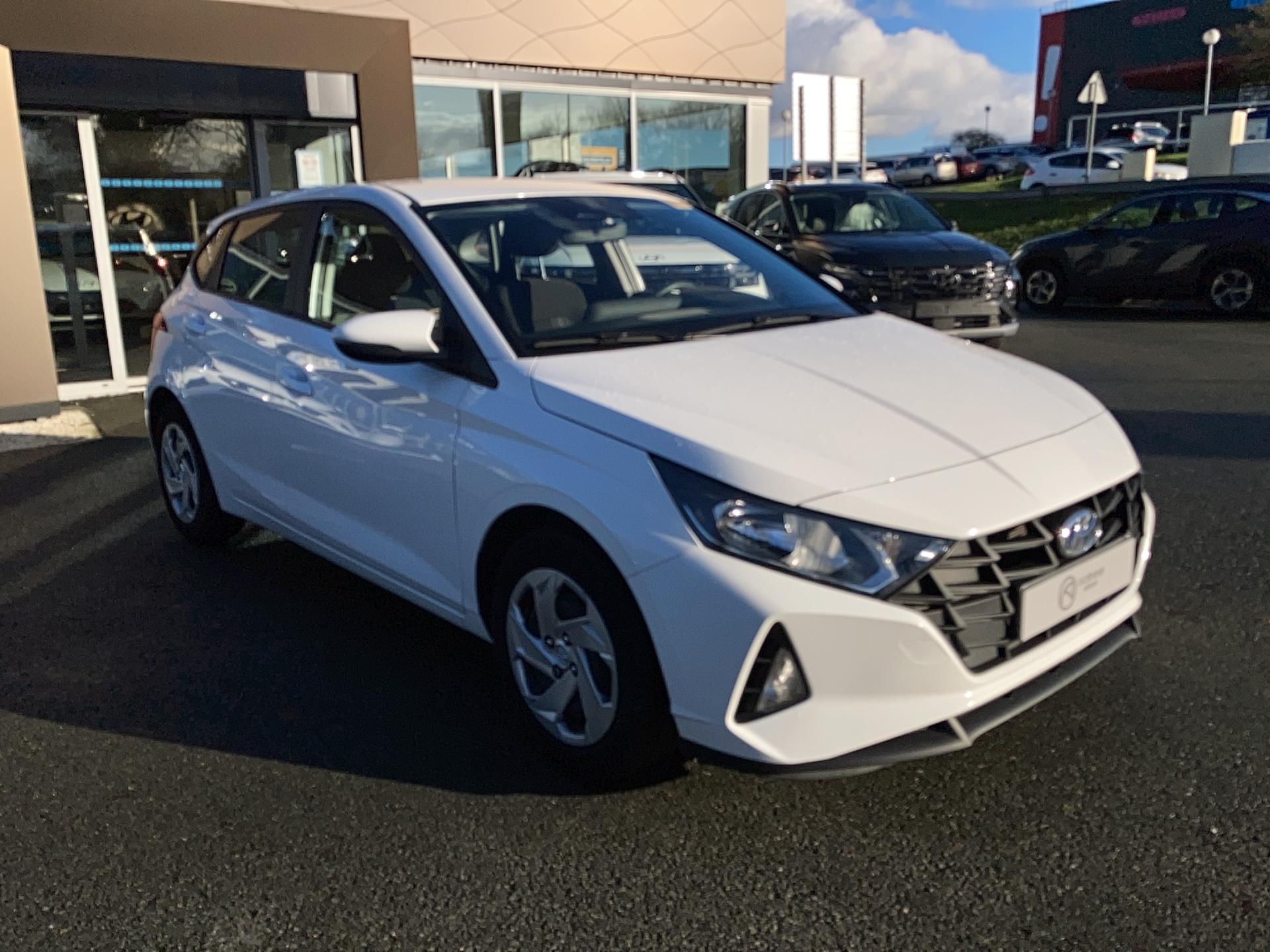 HYUNDAI i20 1.2 84 Initia - Véhicule Occasion Océane Auto