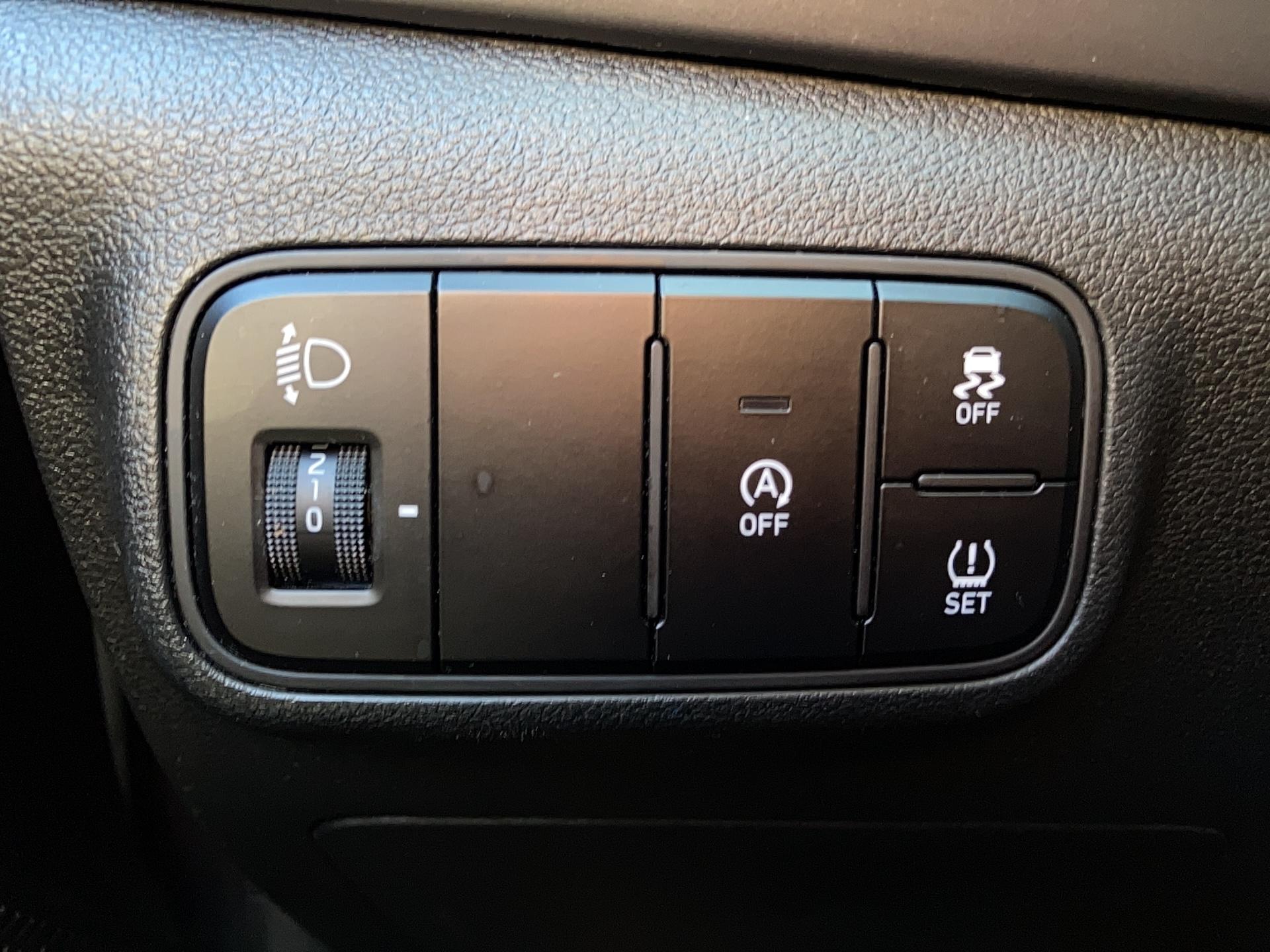 HYUNDAI i20 1.2 84 Initia - Véhicule Occasion Océane Auto