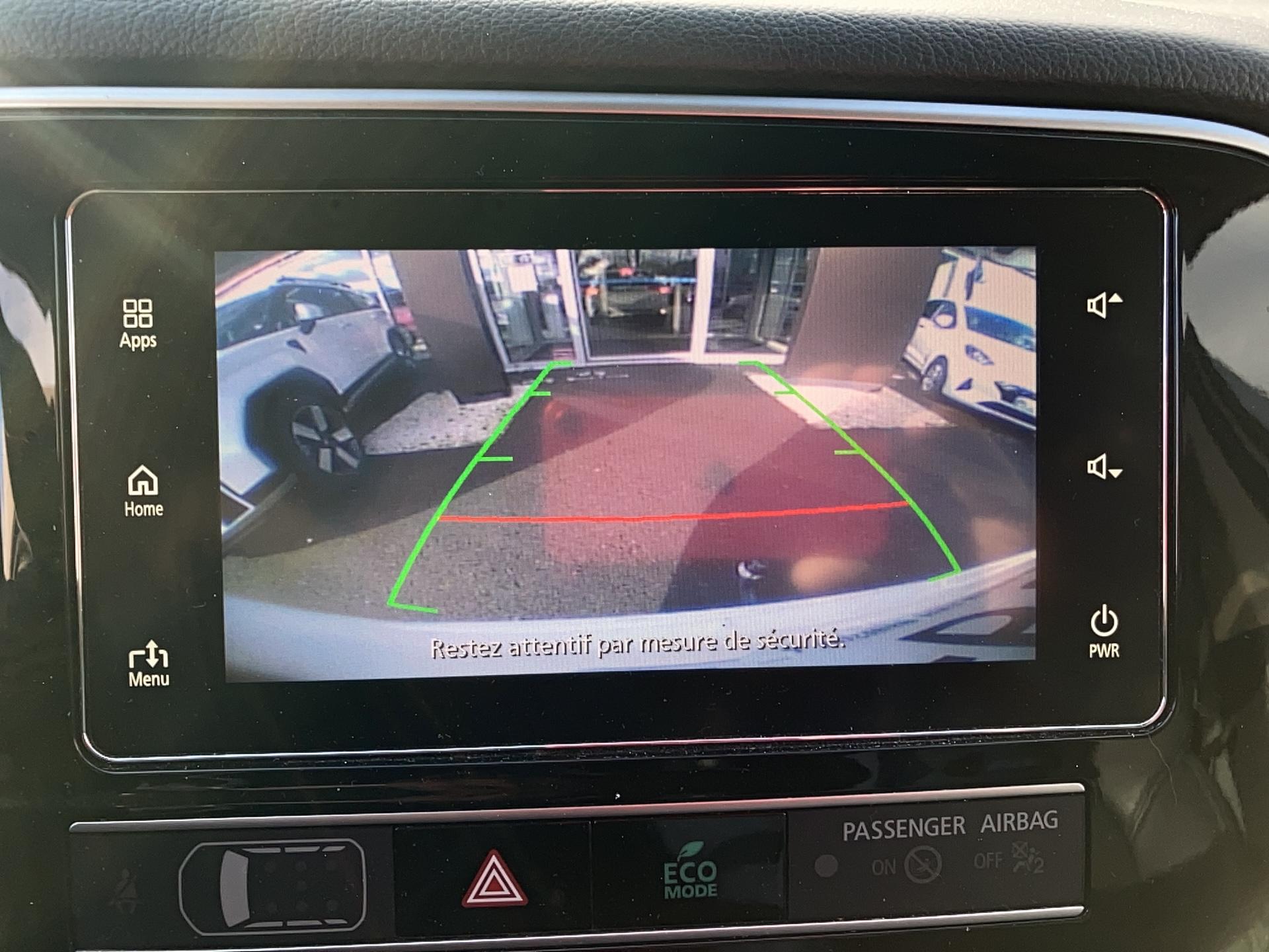 MITSUBISHI Outlander 2.4l PHEV Twin Motor 4WD Invite - Véhicule Occasion Océane Auto