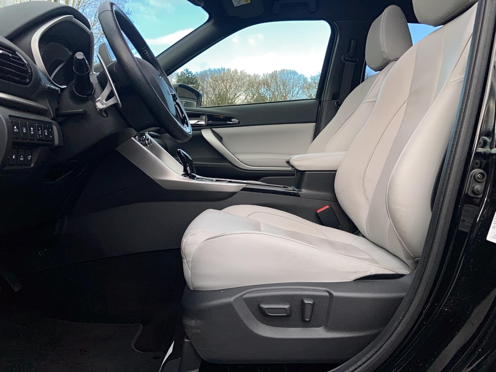 MITSUBISHI Eclipse Cross 2.4 MIVEC PHEV Twin Motor 4WD Instyle - Véhicule Occasion Océane Auto