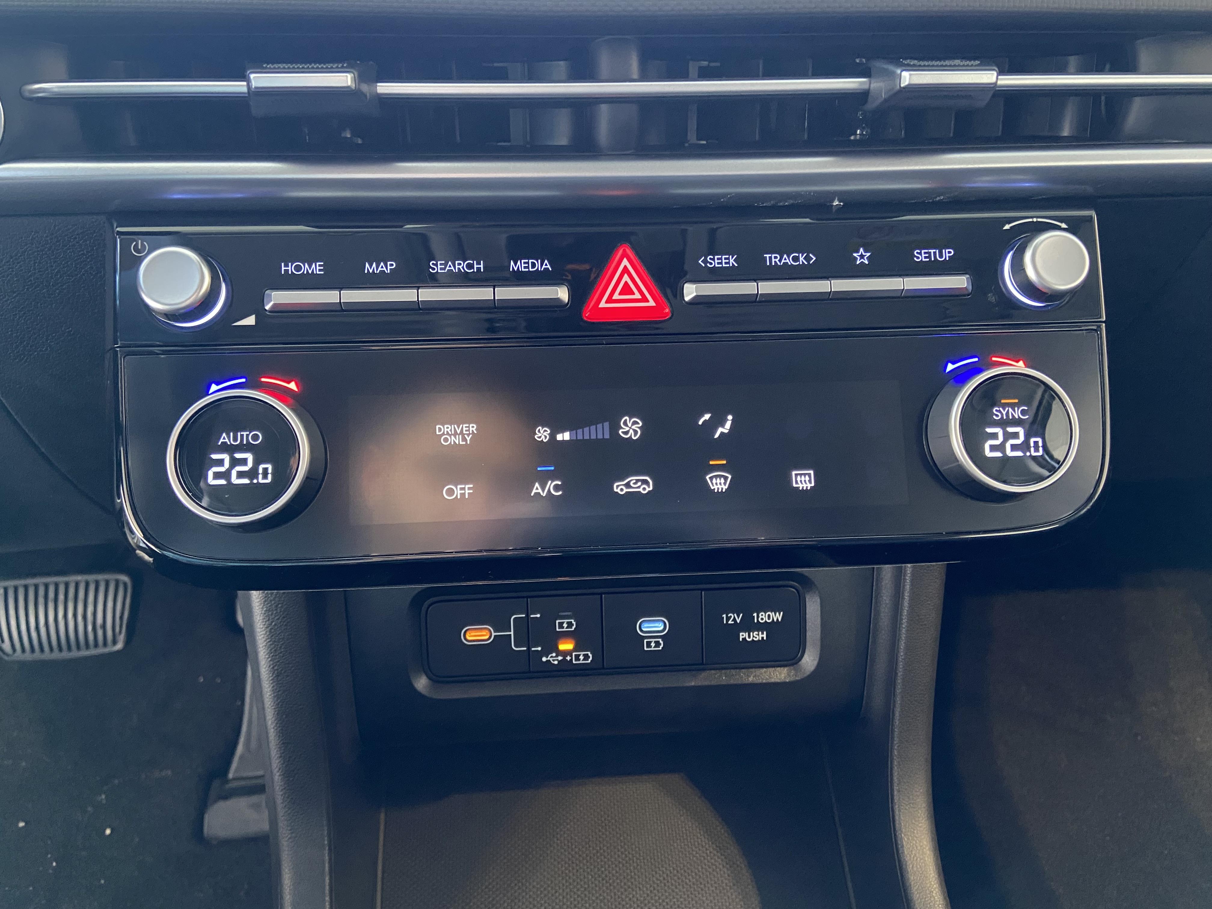 HYUNDAI Tucson 1.6 T-GDI 239 Hybrid BVA6 Initia - Véhicule Occasion Océane Auto