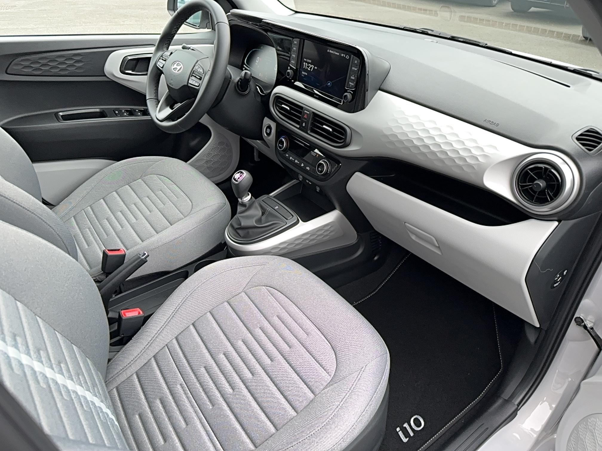 HYUNDAI i10 1.0 63 ECO Creative - Véhicule Occasion Océane Auto