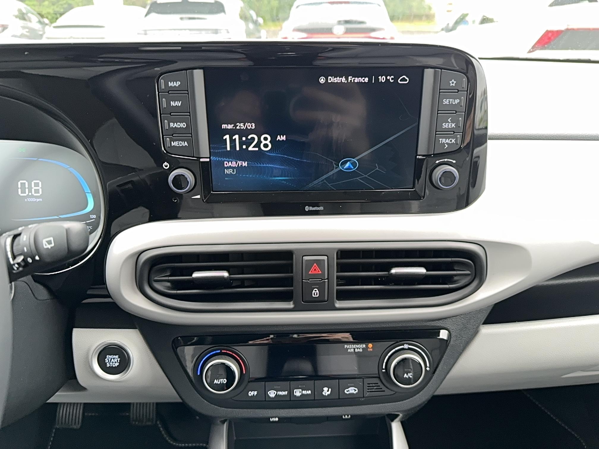 HYUNDAI i10 1.0 63 ECO Creative - Véhicule Occasion Océane Auto