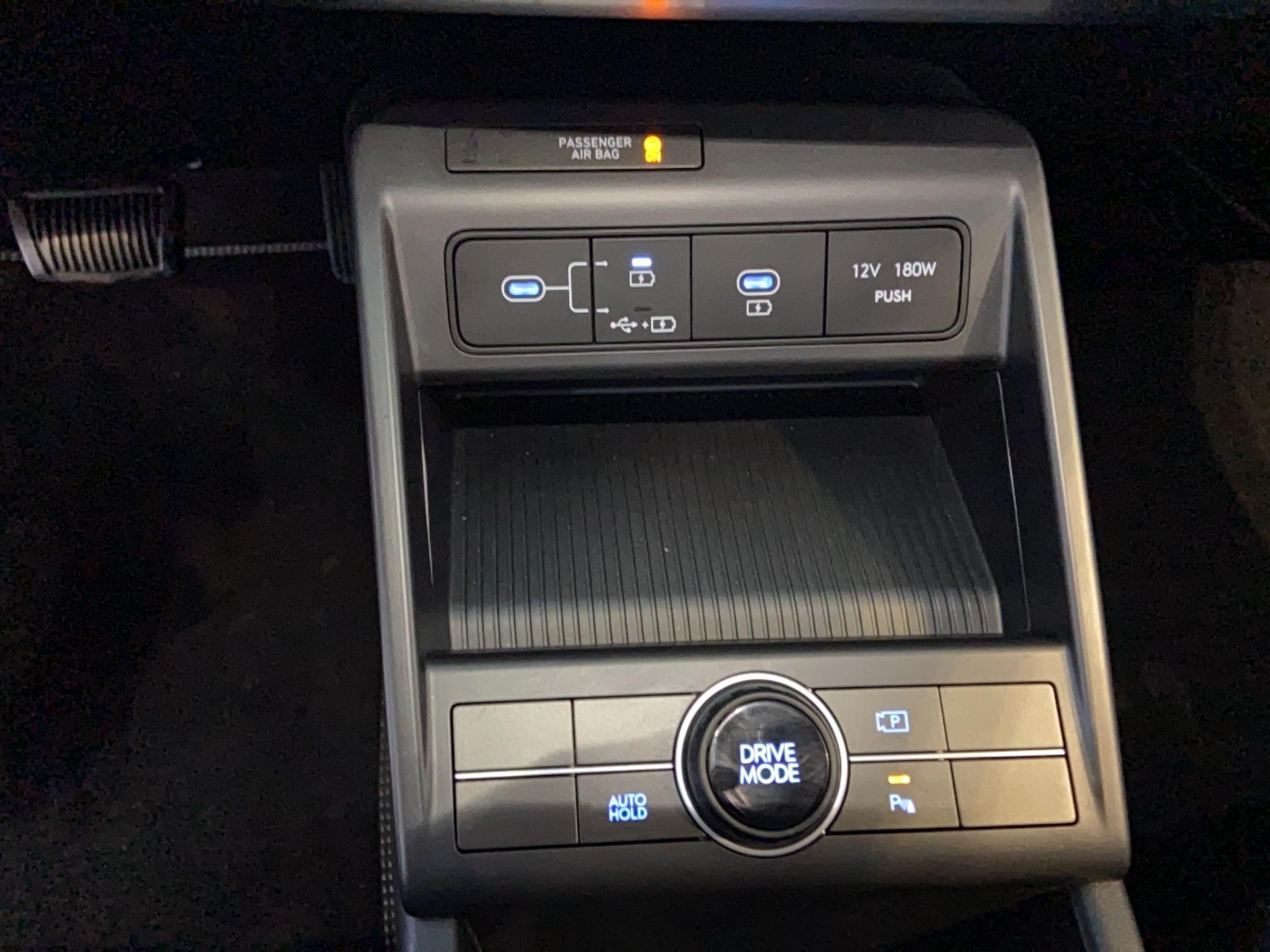 HYUNDAI Kona Electrique 65 kWh - 217 ch Intuitive - Véhicule Occasion Océane Auto