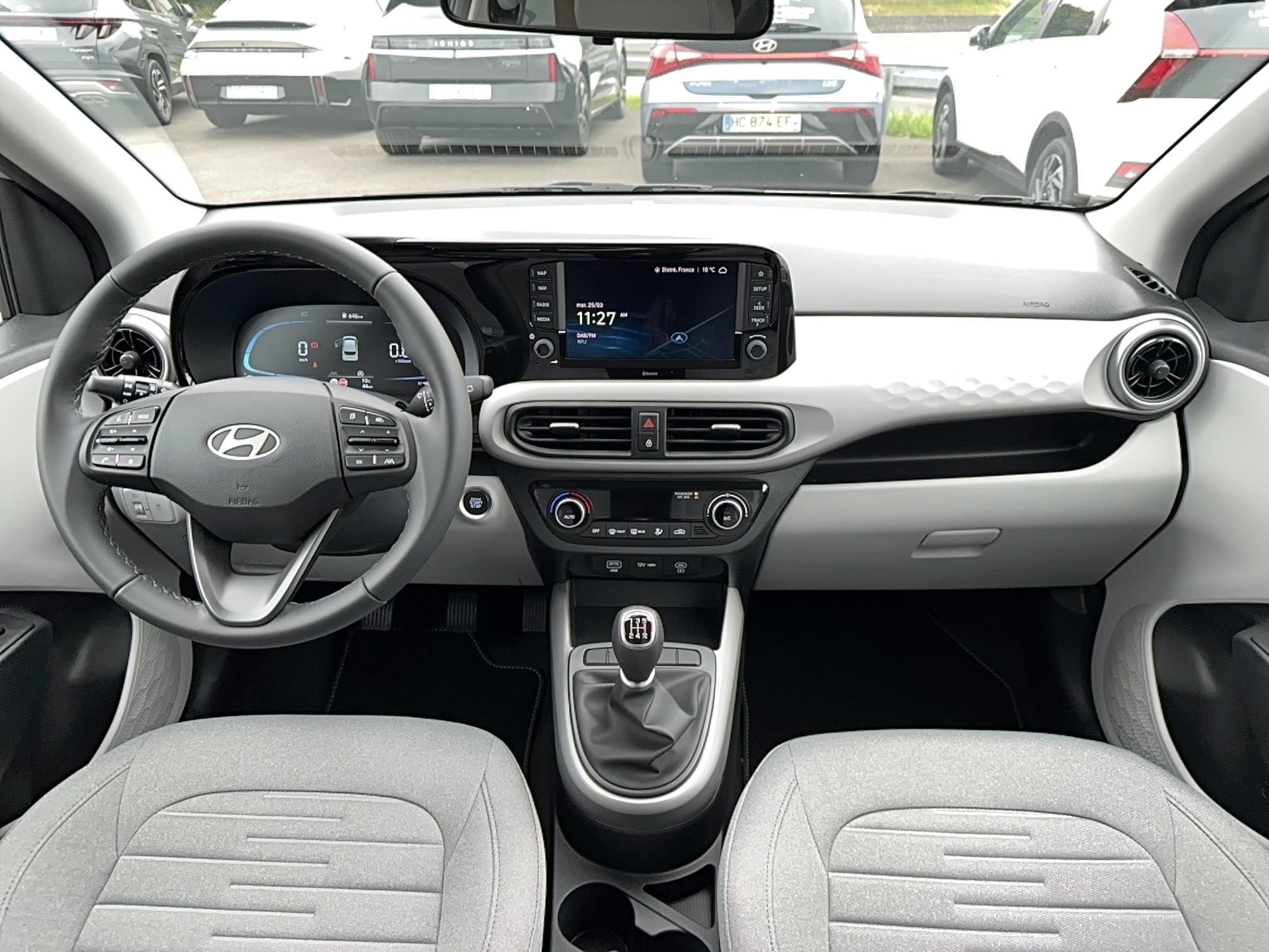 HYUNDAI i10 1.0 63 ECO Creative - Véhicule Occasion Océane Auto