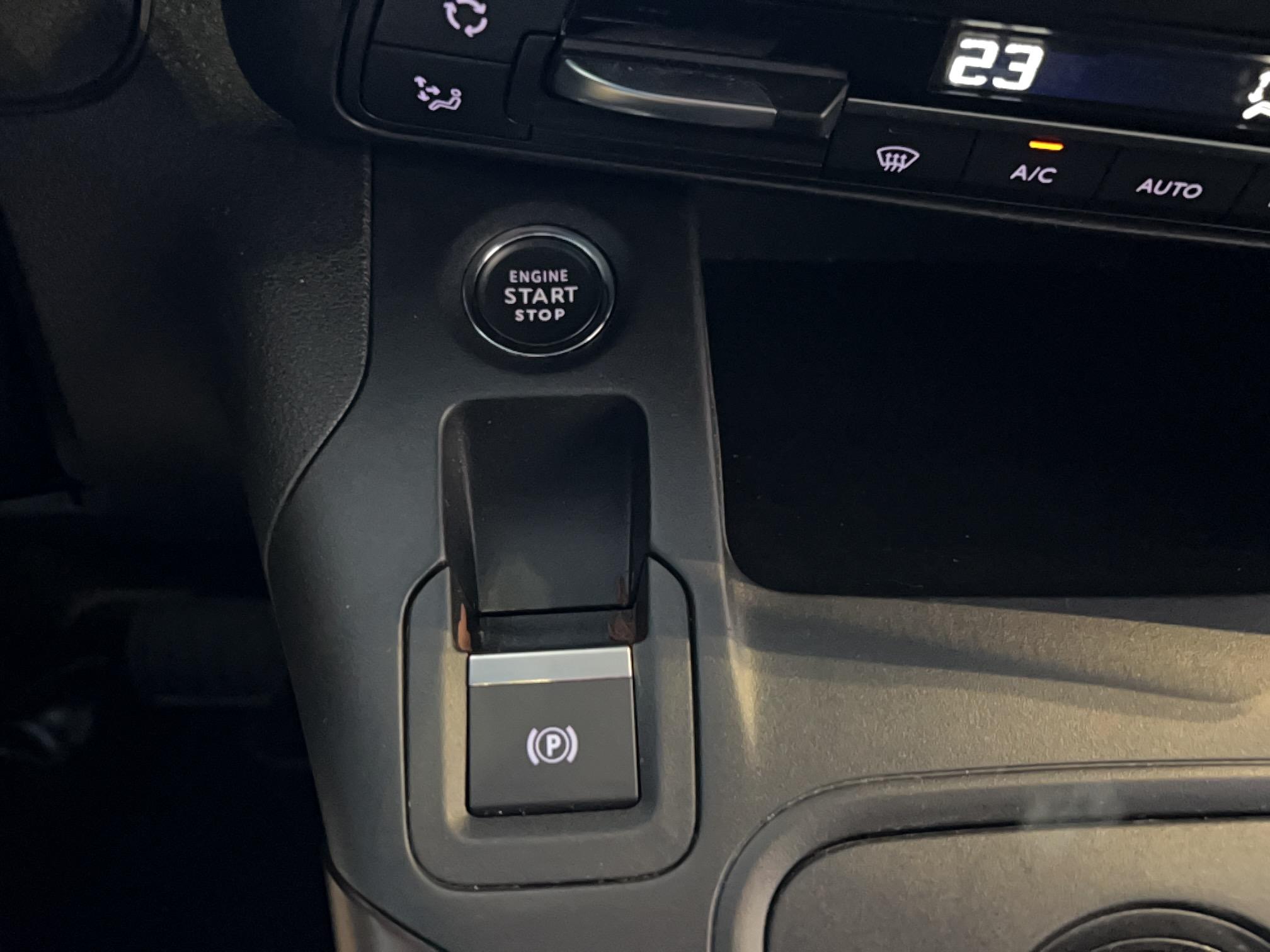 PEUGEOT Rifter Standard BlueHDi 130 S&S EAT8 GT Line - Véhicule Occasion - Océane Auto PEUGEOT Rifter Standard BlueHDi 130 S&S EAT8 GT Line - Véhicule Occasion Océane Auto