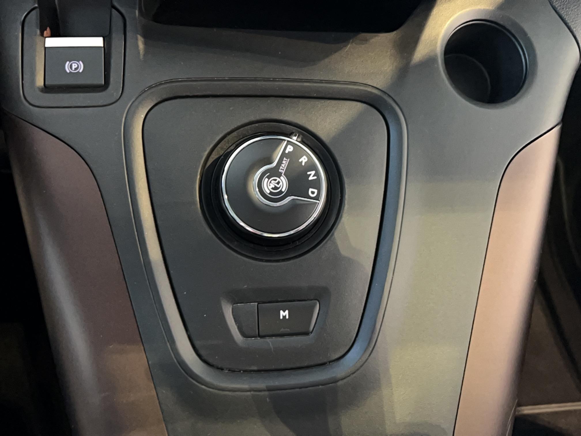 PEUGEOT Rifter Standard BlueHDi 130 S&S EAT8 GT Line - Véhicule Occasion - Océane Auto PEUGEOT Rifter Standard BlueHDi 130 S&S EAT8 GT Line - Véhicule Occasion Océane Auto