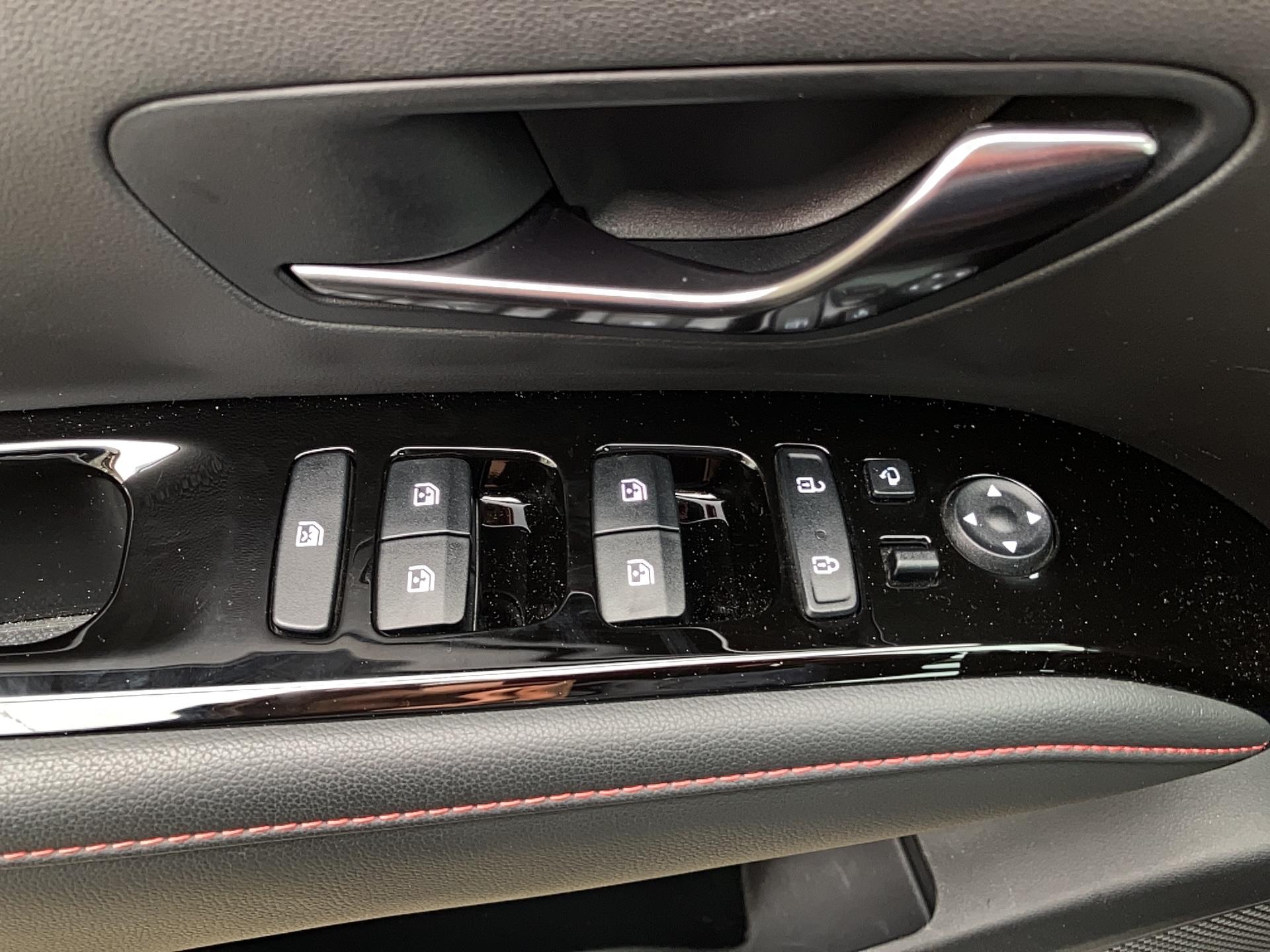 HYUNDAI Tucson 1.6 T-GDI 230 Hybrid BVA6 N Line Executive - Véhicule Occasion - Océane Auto HYUNDAI Tucson 1.6 T-GDI 230 Hybrid BVA6 N Line Executive - Véhicule Occasion Océane Auto