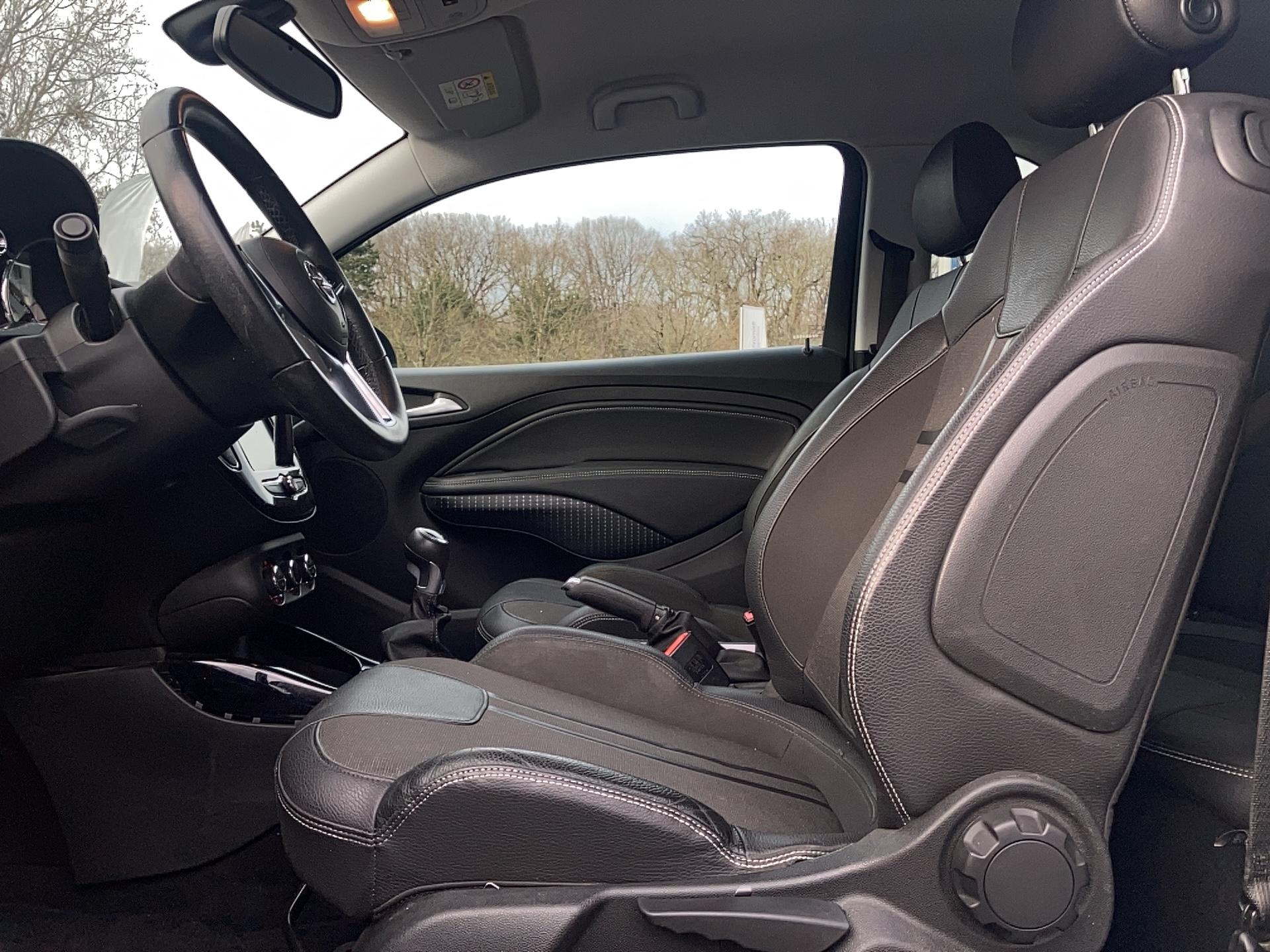 OPEL Adam 1.4 Twinport 87 ch S/S Rocks - Véhicule Occasion Océane Auto