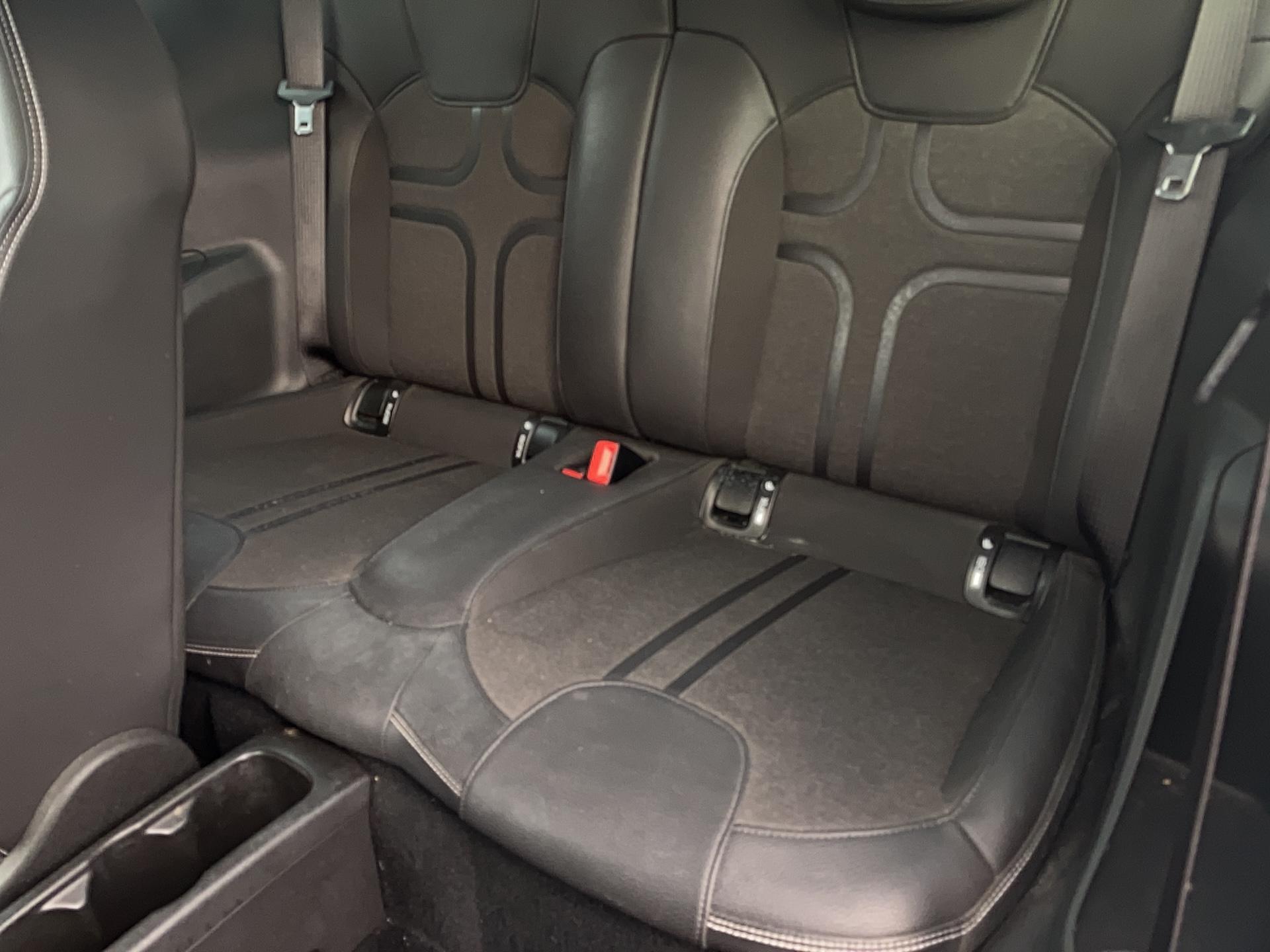 OPEL Adam 1.4 Twinport 87 ch S/S Rocks - Véhicule Occasion Océane Auto