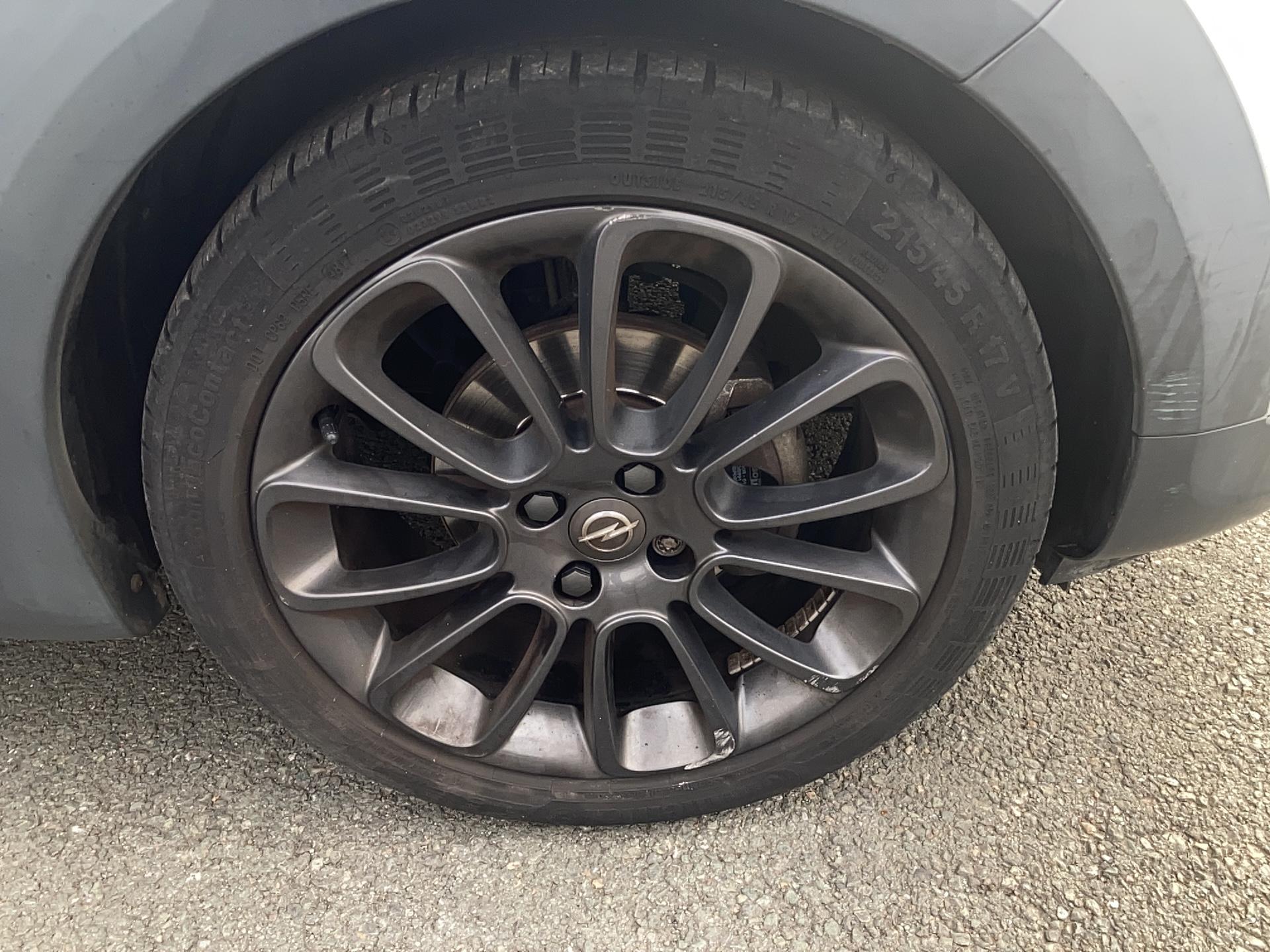 OPEL Adam 1.4 Twinport 87 ch S/S Rocks - Véhicule Occasion Océane Auto