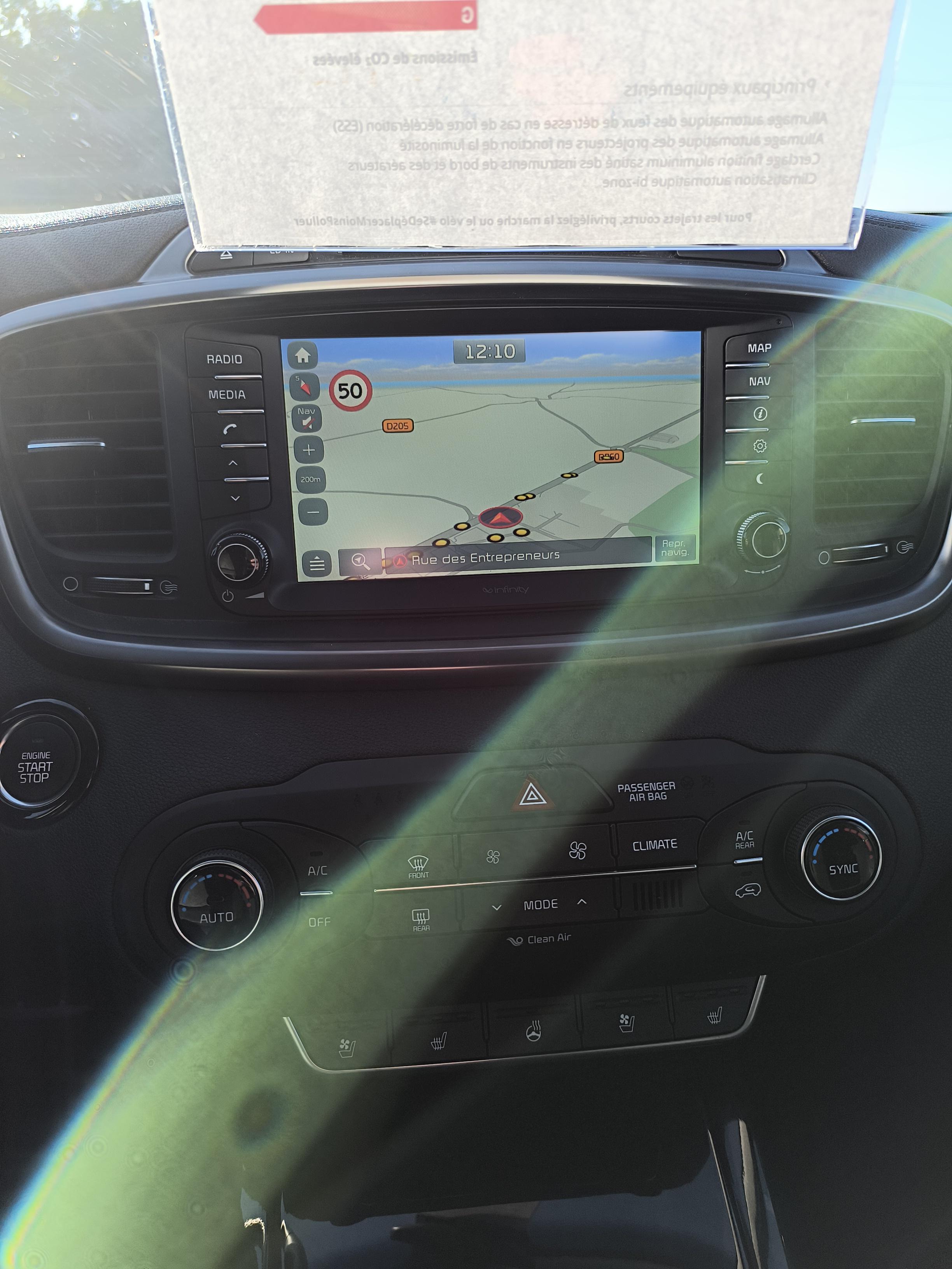 KIA Sorento 2.2 CRDI 200 ch ISG 4x4 7pl Ultimate A - Véhicule Occasion - Océane Auto KIA Sorento 2.2 CRDI 200 ch ISG 4x4 7pl Ultimate A - Véhicule Occasion Océane Auto