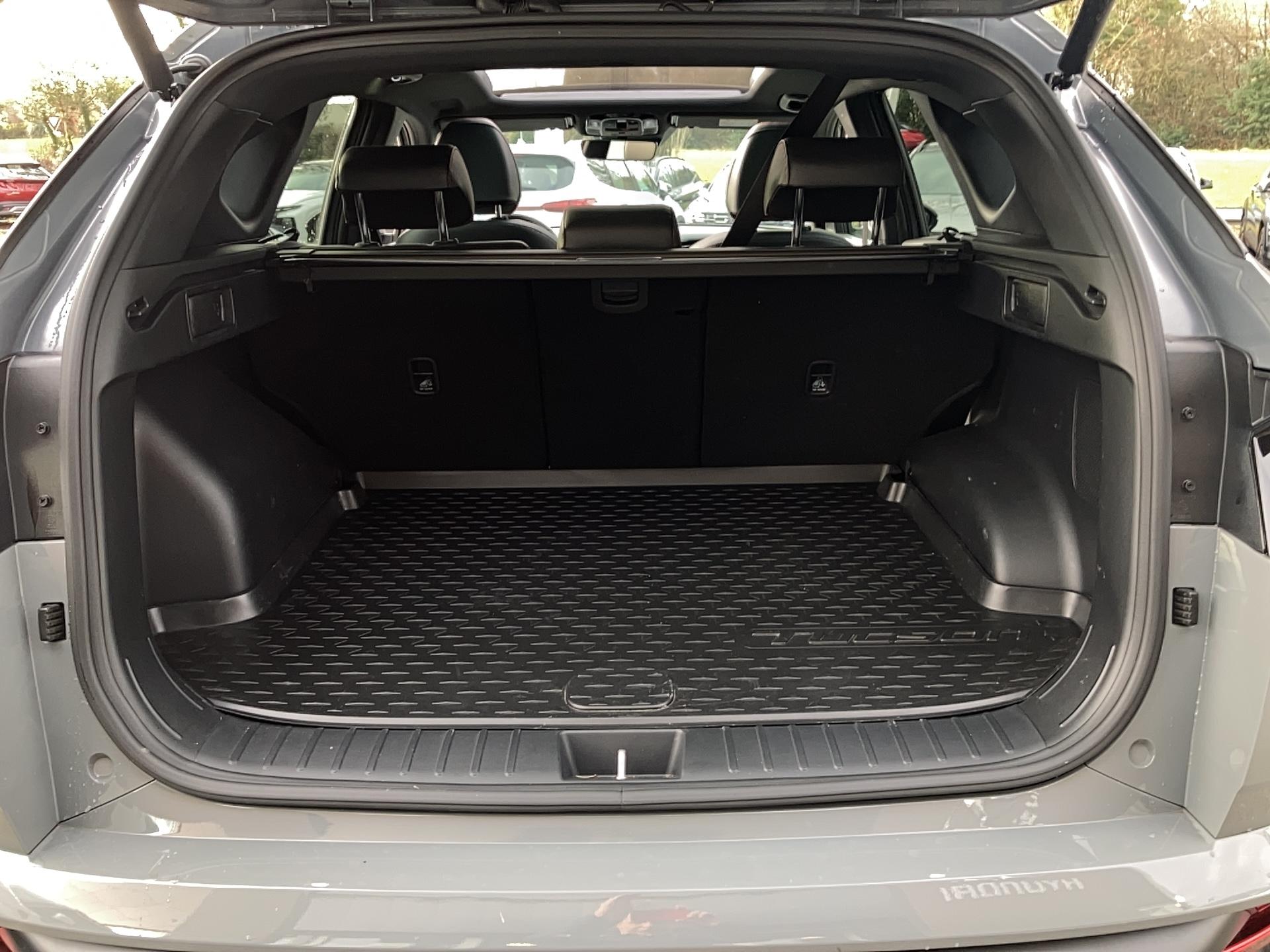 HYUNDAI Tucson 1.6 T-GDI 230 Hybrid BVA6 N Line Executive - Véhicule Occasion - Océane Auto HYUNDAI Tucson 1.6 T-GDI 230 Hybrid BVA6 N Line Executive - Véhicule Occasion Océane Auto