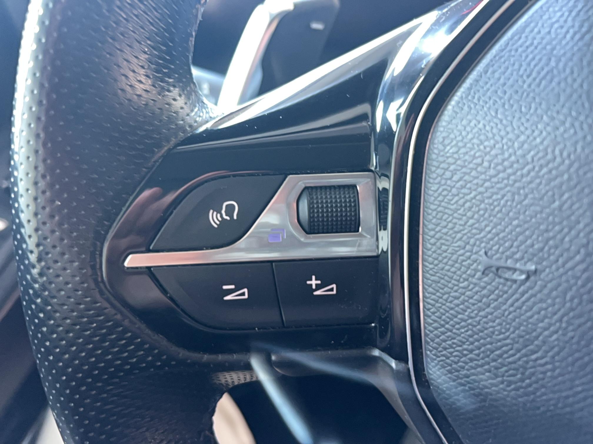 PEUGEOT Rifter Standard BlueHDi 130 S&S EAT8 GT Line - Véhicule Occasion - Océane Auto PEUGEOT Rifter Standard BlueHDi 130 S&S EAT8 GT Line - Véhicule Occasion Océane Auto