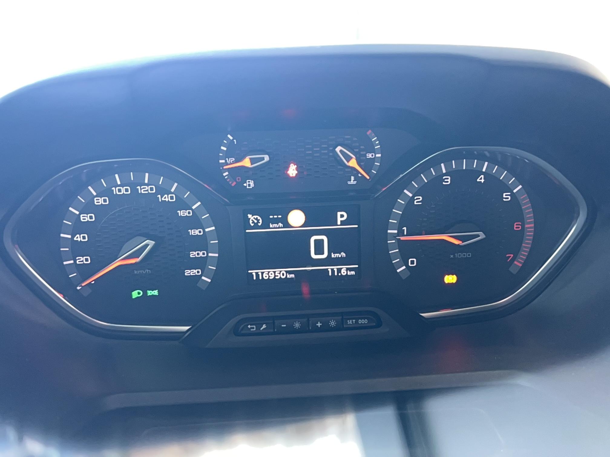 PEUGEOT Rifter Standard BlueHDi 130 S&S EAT8 GT Line - Véhicule Occasion - Océane Auto PEUGEOT Rifter Standard BlueHDi 130 S&S EAT8 GT Line - Véhicule Occasion Océane Auto