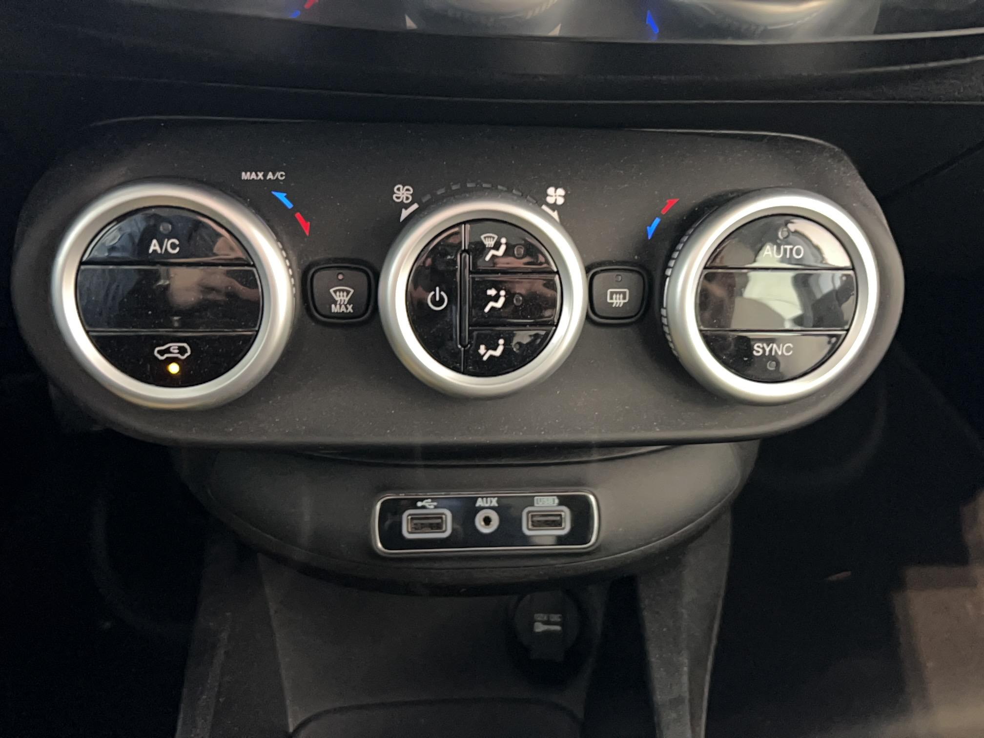 FIAT 500X 1.4 MultiAir 140 ch Lounge - Véhicule Occasion Océane Auto