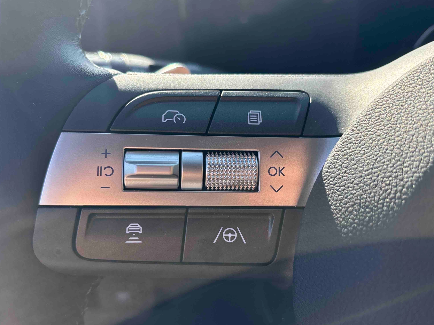 HYUNDAI Kona Electrique 65 kWh - 217 ch Premium - Véhicule Occasion Océane Auto