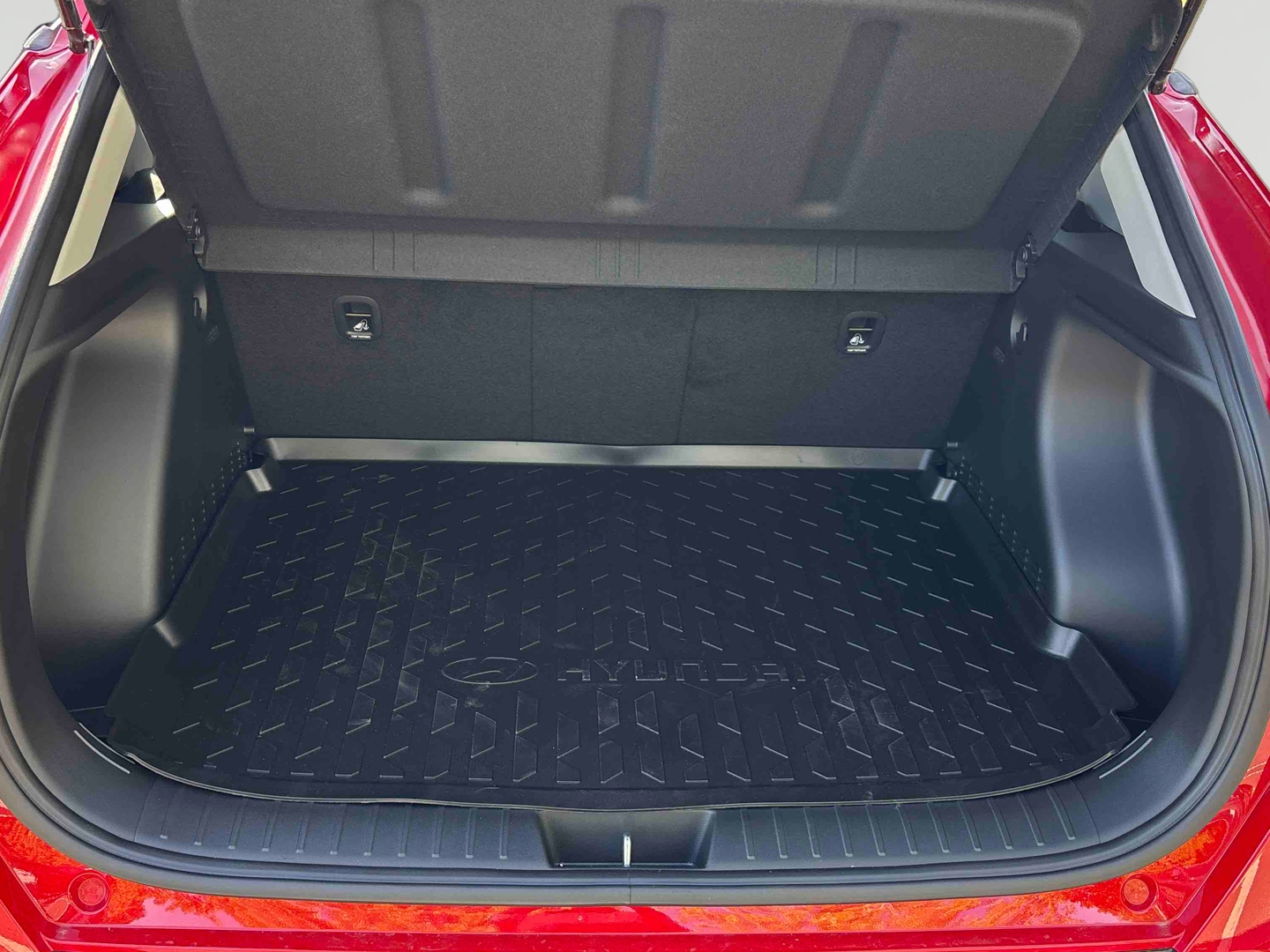 HYUNDAI Kona Electrique 65 kWh - 217 ch Premium - Véhicule Occasion Océane Auto