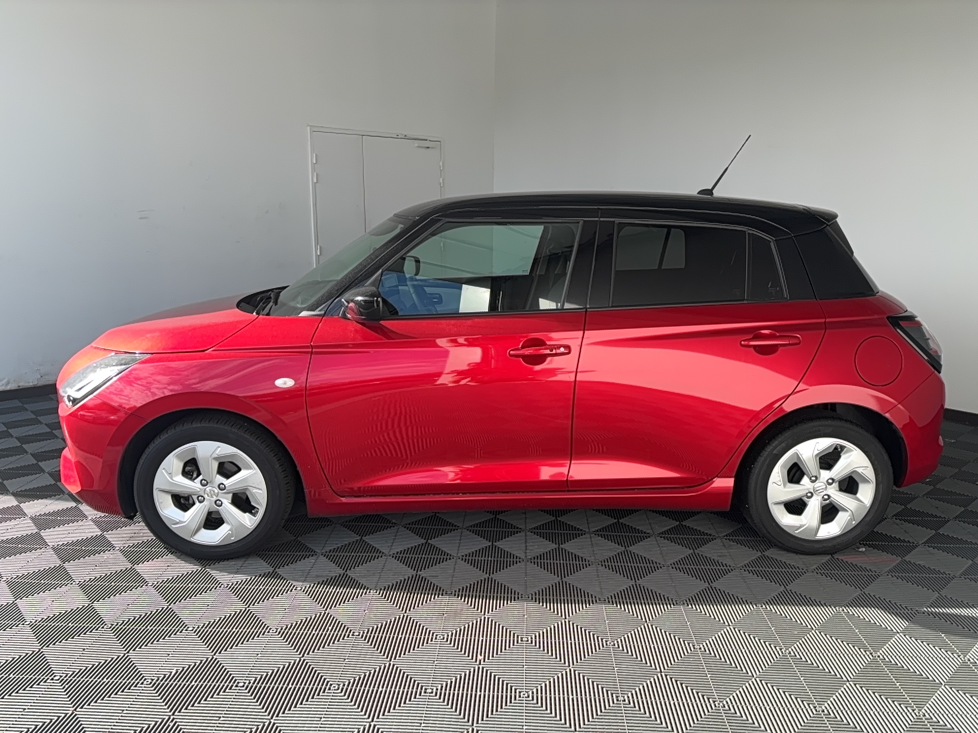 SUZUKI Swift 1.2 Dualjet Hybrid Auto Privilège - Véhicule Occasion Océane Auto