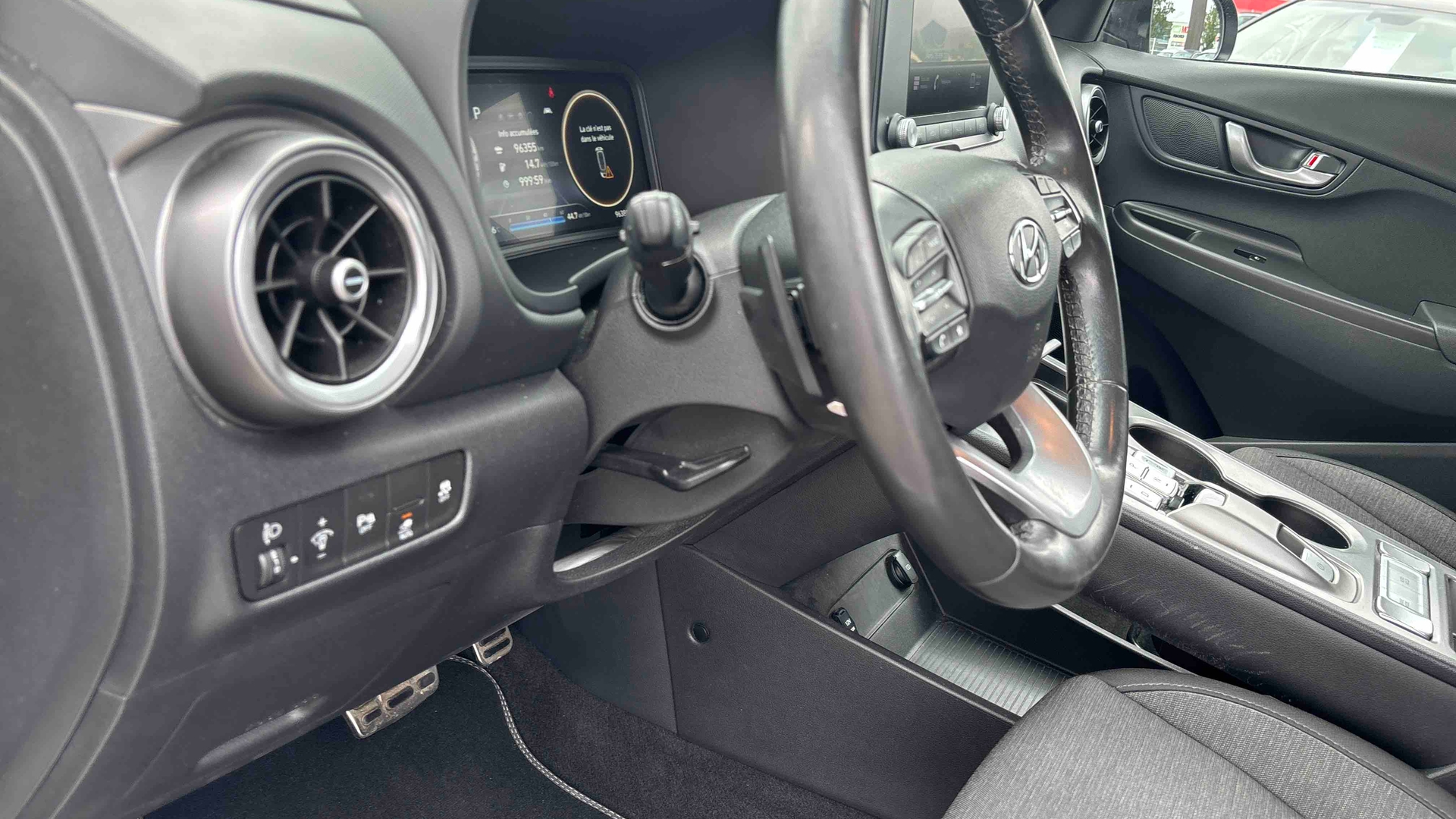 HYUNDAI Kona Electrique 39 kWh - 136 ch Intuitive - Véhicule Occasion - Océane Auto HYUNDAI Kona Electrique 39 kWh - 136 ch Intuitive - Véhicule Occasion Océane Auto