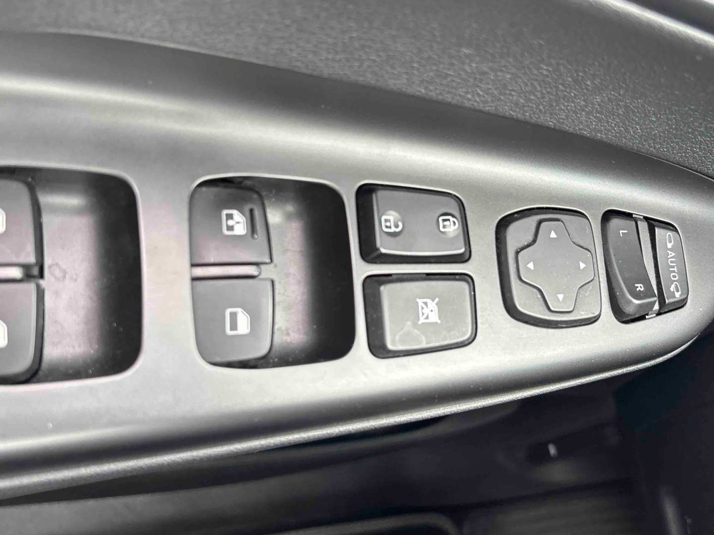 HYUNDAI Kona Electrique 39 kWh - 136 ch Intuitive - Véhicule Occasion - Océane Auto HYUNDAI Kona Electrique 39 kWh - 136 ch Intuitive - Véhicule Occasion Océane Auto