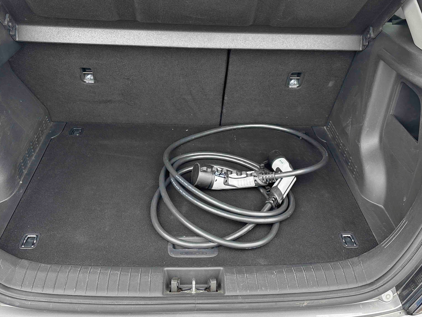 HYUNDAI Kona Electrique 39 kWh - 136 ch Intuitive - Véhicule Occasion - Océane Auto HYUNDAI Kona Electrique 39 kWh - 136 ch Intuitive - Véhicule Occasion Océane Auto