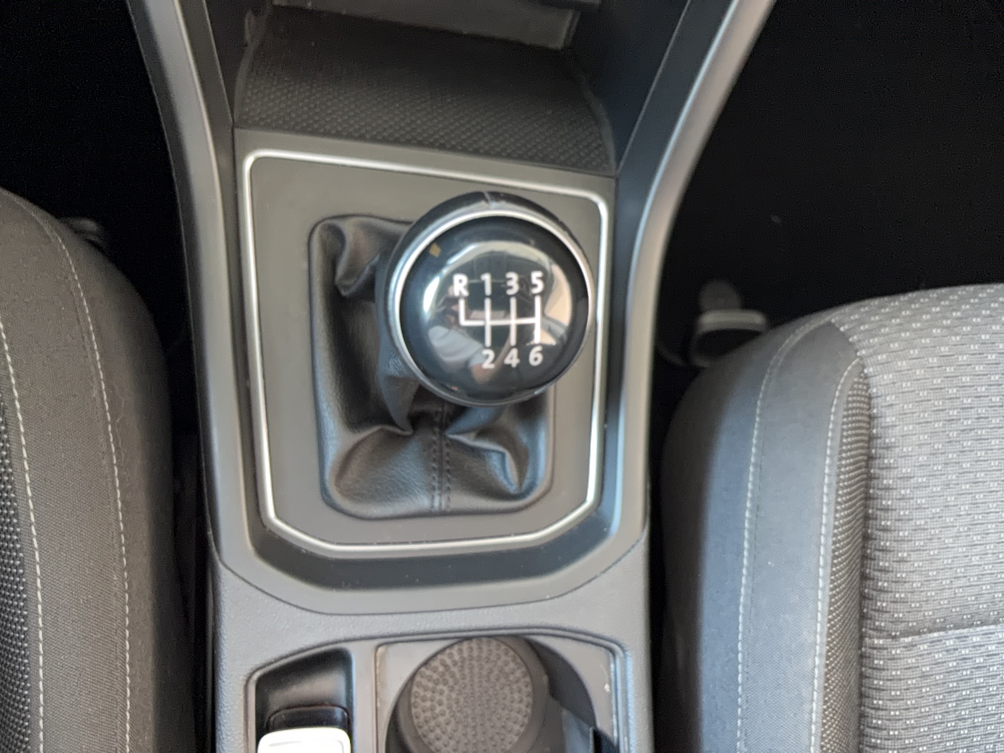 VOLKSWAGEN Touran 1.4 TSI 150 BMT 5pl Carat - Véhicule Occasion - Océane Auto VOLKSWAGEN Touran 1.4 TSI 150 BMT 5pl Carat - Véhicule Occasion Océane Auto