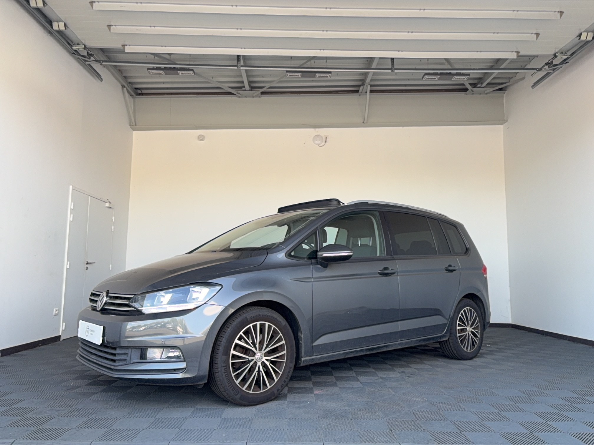 VOLKSWAGEN Touran 1.4 TSI 150 BMT 5pl Carat - Véhicule Occasion - Océane Auto VOLKSWAGEN Touran 1.4 TSI 150 BMT 5pl Carat - Véhicule Occasion Océane Auto