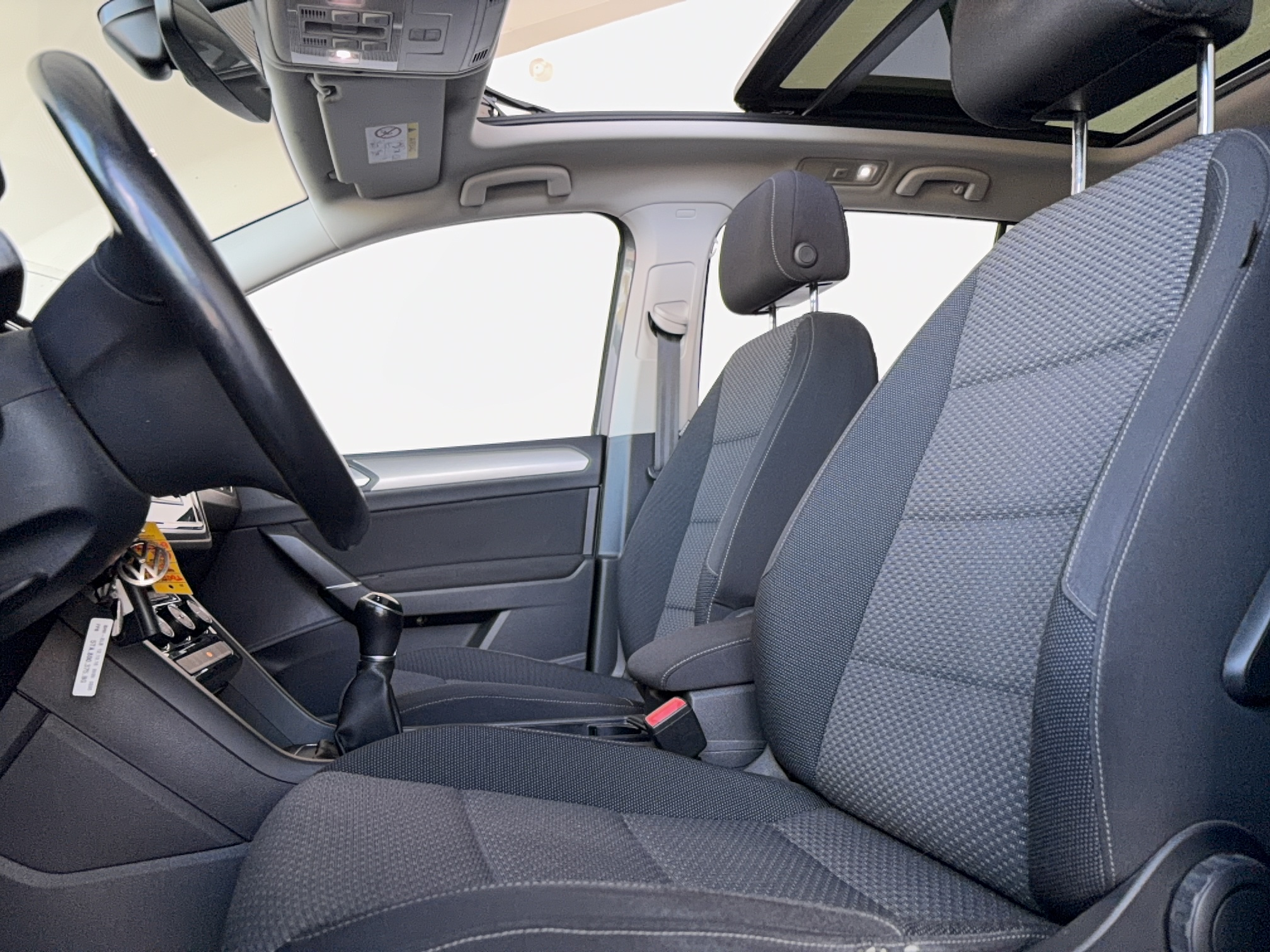 VOLKSWAGEN Touran 1.4 TSI 150 BMT 5pl Carat - Véhicule Occasion - Océane Auto VOLKSWAGEN Touran 1.4 TSI 150 BMT 5pl Carat - Véhicule Occasion Océane Auto