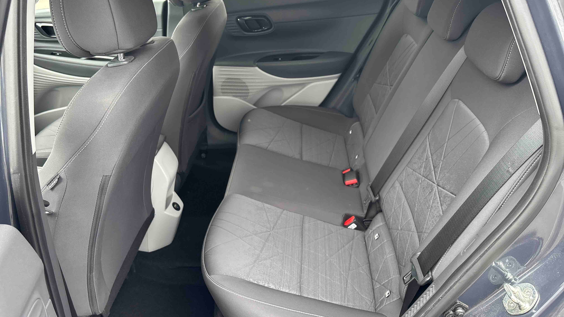 HYUNDAI Bayon 1.0 T-GDi 100 DCT-7 Hybrid 48V Creative - Véhicule Occasion Océane Auto
