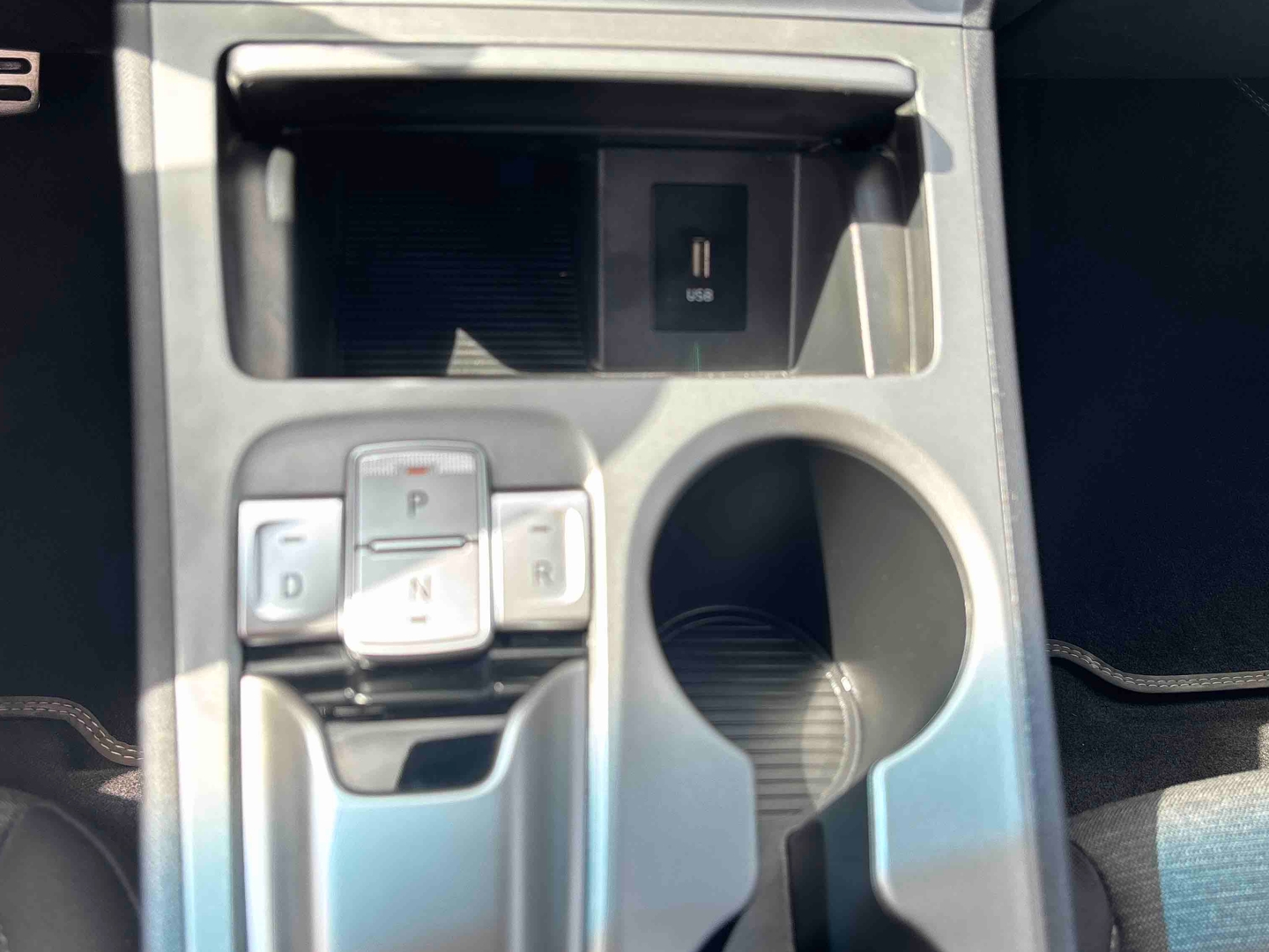 HYUNDAI Kona Electrique 39 kWh - 136 ch Intuitive - Véhicule Occasion - Océane Auto HYUNDAI Kona Electrique 39 kWh - 136 ch Intuitive - Véhicule Occasion Océane Auto