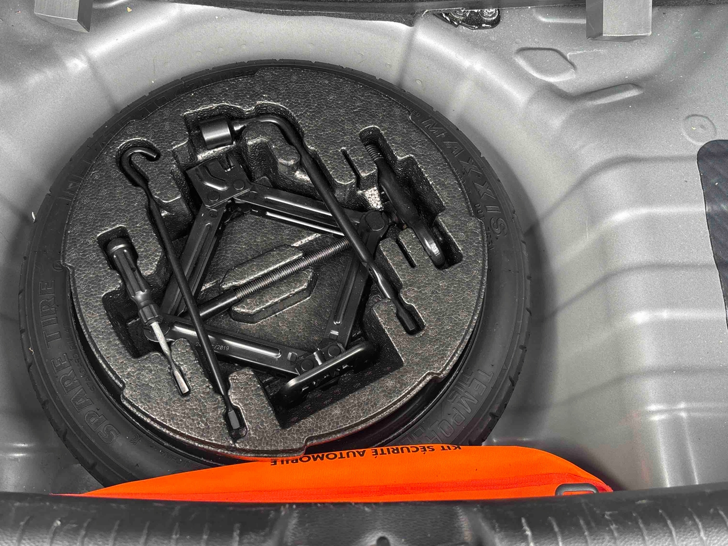 HYUNDAI i10 1.0 66 BVM5 Edition #Mondial 2019 - Véhicule Occasion - Océane Auto HYUNDAI i10 1.0 66 BVM5 Edition #Mondial 2019 - Véhicule Occasion Océane Auto