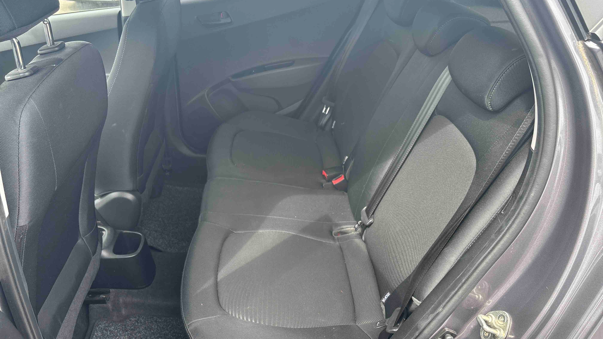 HYUNDAI i10 1.0 66 BVM5 Edition #Mondial 2019 - Véhicule Occasion - Océane Auto HYUNDAI i10 1.0 66 BVM5 Edition #Mondial 2019 - Véhicule Occasion Océane Auto