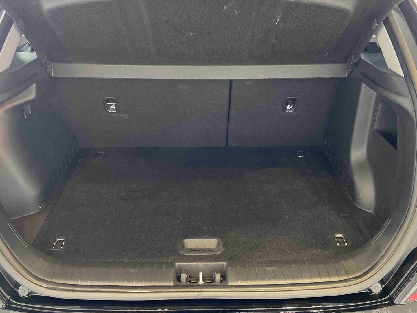 HYUNDAI Kona Electrique 39 kWh - 136 ch Intuitive - Véhicule Occasion Océane Auto