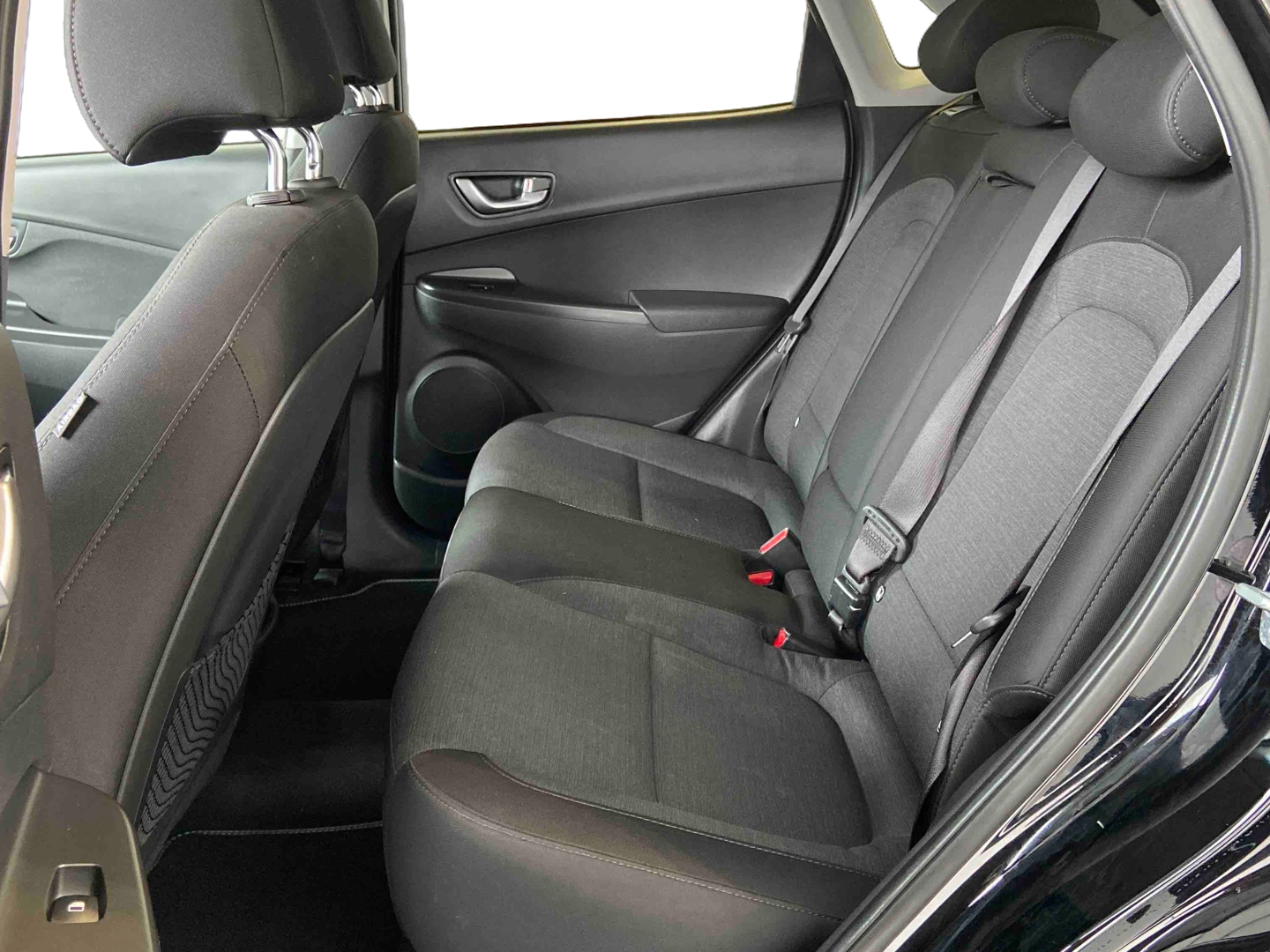 HYUNDAI Kona Electrique 39 kWh - 136 ch Intuitive - Véhicule Occasion Océane Auto