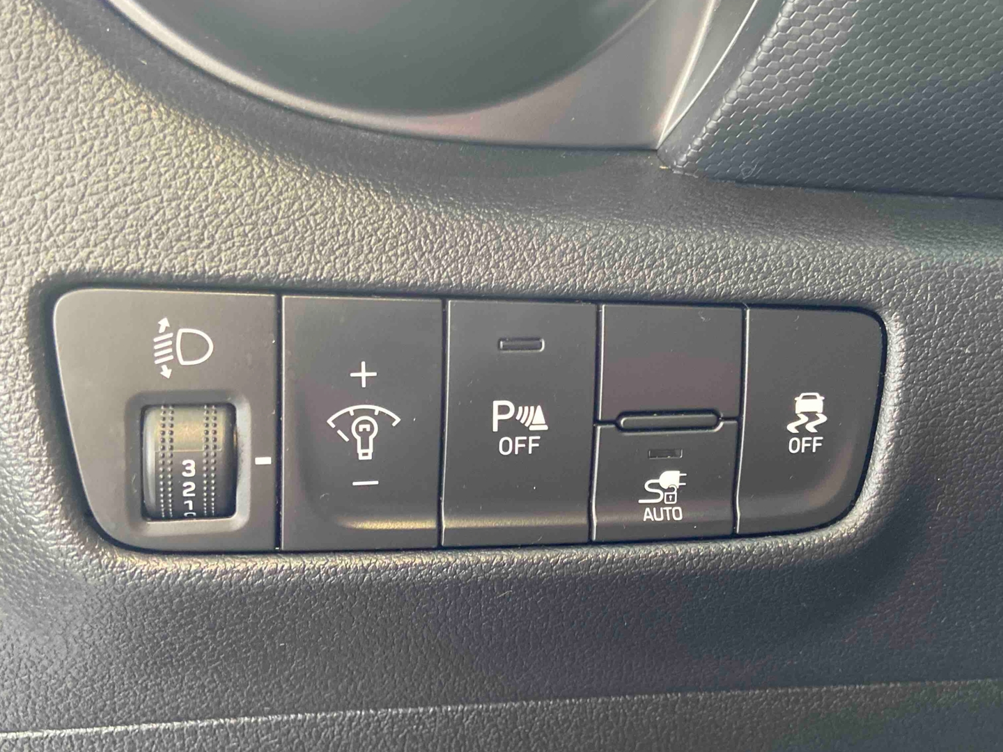 HYUNDAI Kona Electrique 39 kWh - 136 ch Intuitive - Véhicule Occasion Océane Auto