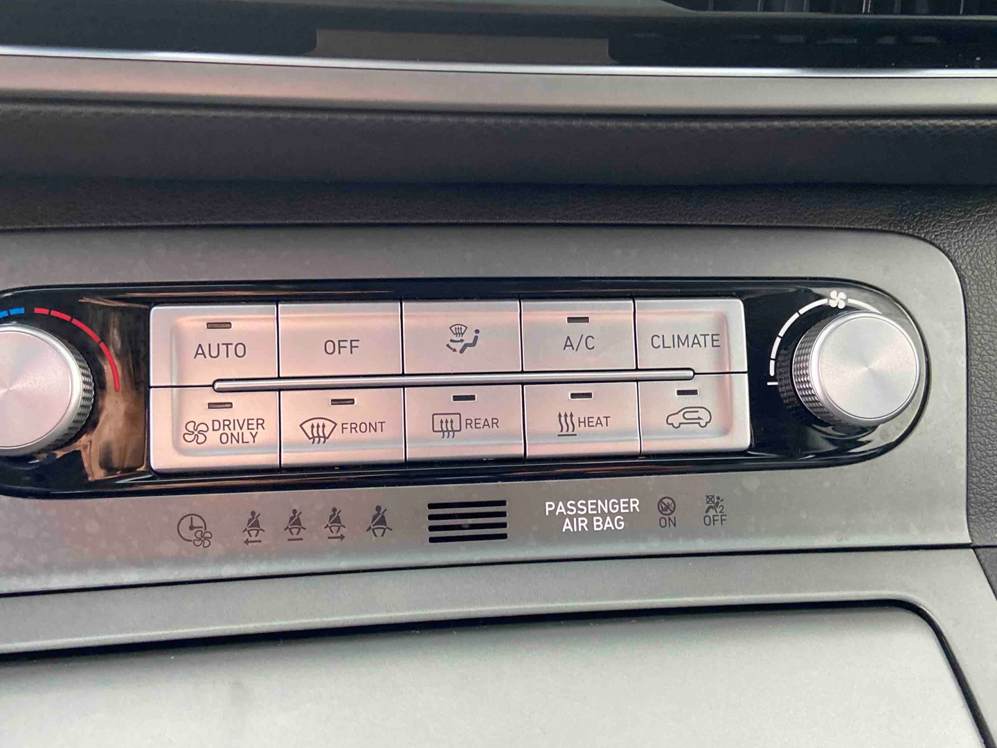 HYUNDAI Kona Electrique 39 kWh - 136 ch Intuitive - Véhicule Occasion Océane Auto