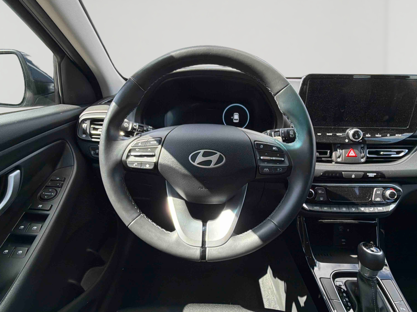 HYUNDAI i30 SW 1.0 T-GDi 100 DCT-7 Creative - Véhicule Occasion Océane Auto