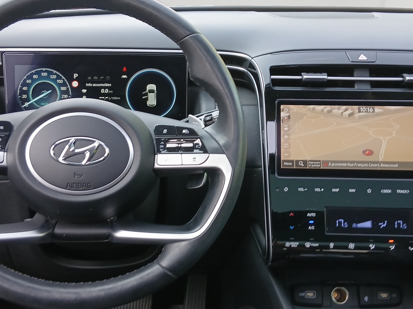 HYUNDAI Tucson 1.6 T-GDI 230 Hybrid BVA6 Executive - Véhicule Occasion - Océane Auto HYUNDAI Tucson 1.6 T-GDI 230 Hybrid BVA6 Executive - Véhicule Occasion Océane Auto